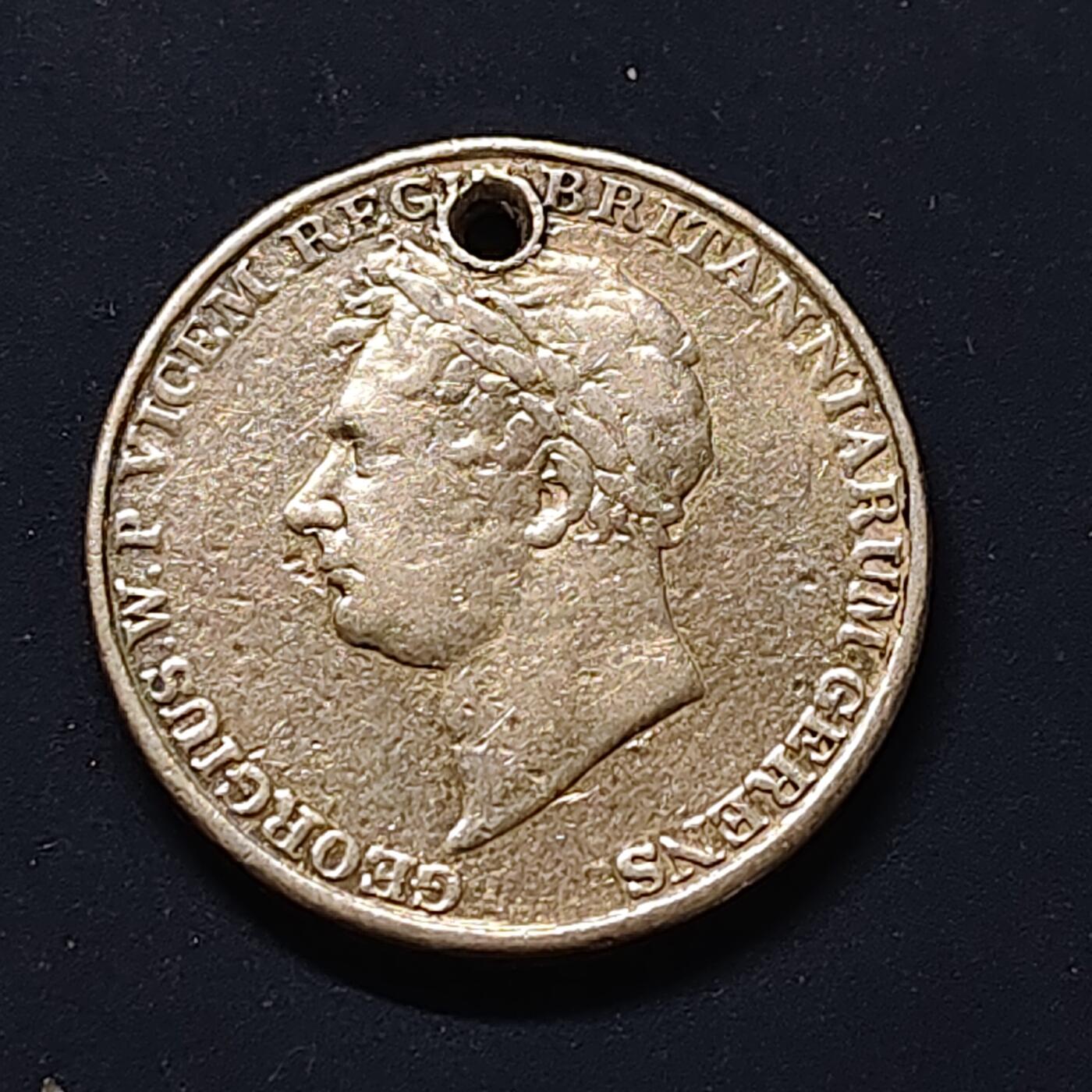 【全场包邮】纯粹捡漏拍494场 【自辨】英国威灵顿公爵滑铁卢战役胜利纪念银章（无银标）