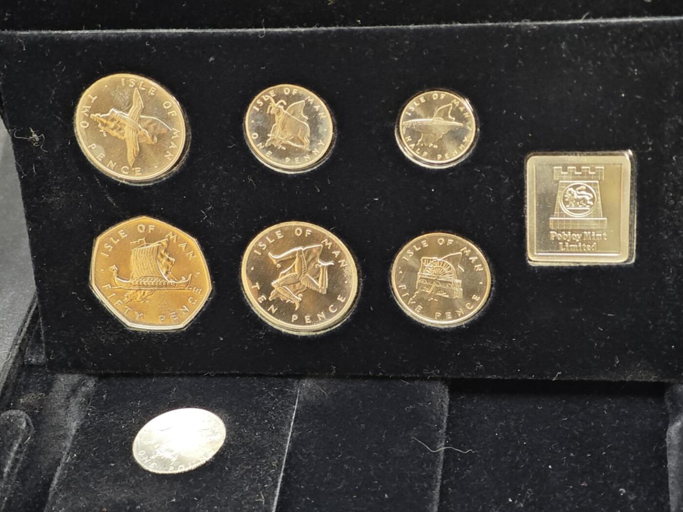 【淘币小摊】实时拍第八百四十七拍   银币套币场   满百包邮可预留二周 每周一统一发货   马恩岛1978年全银套币含造币厂银章63克925银参考银价1123