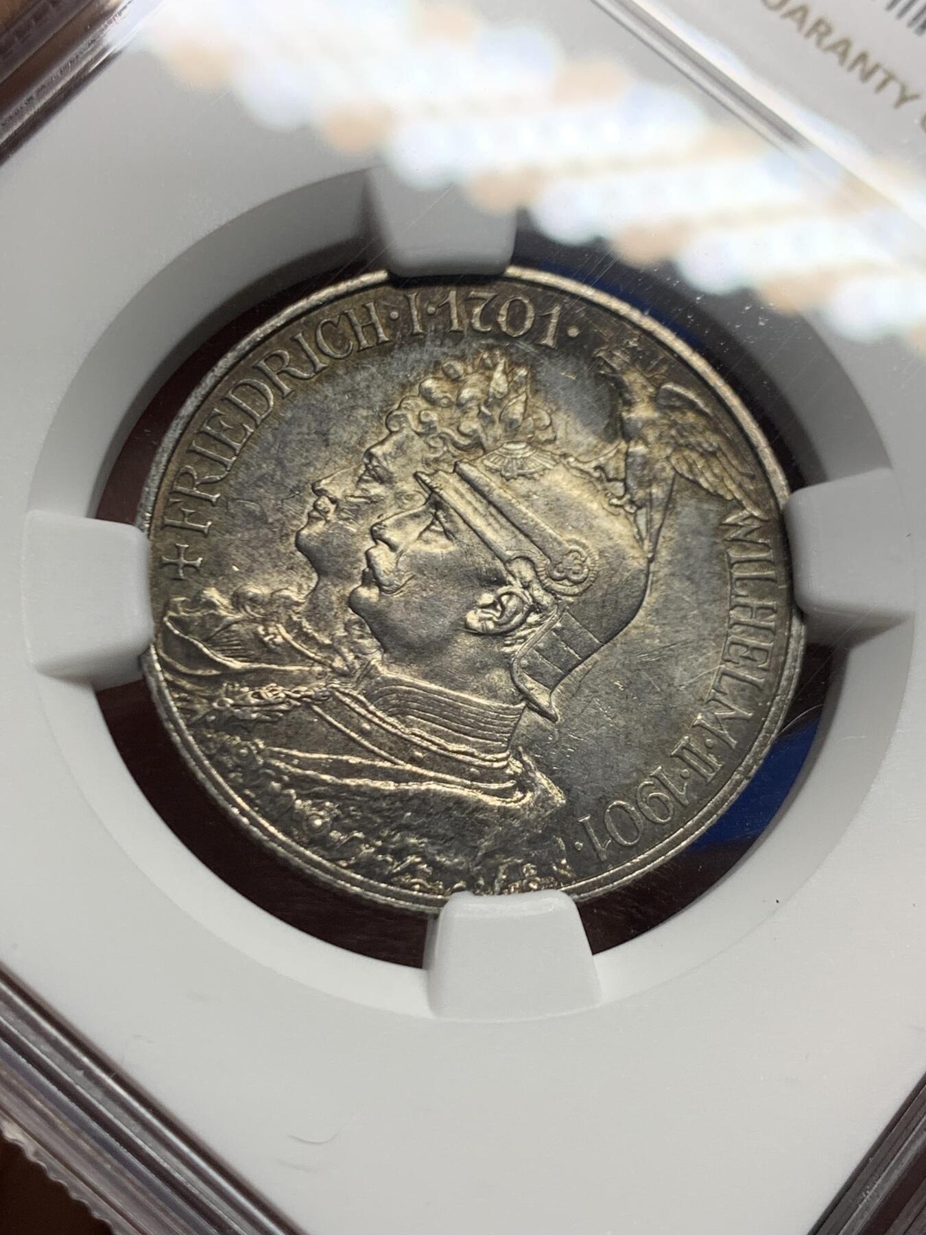 《竞宝斋》第457场 周日，周一，周二   3场连拍 （全场包邮）欢迎送拍 NGC MS62 德国1901年普鲁士建国纪念2马克银币 黑彩包浆 比同分数白币好看很多