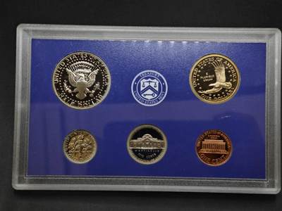 【淘币小摊】实时拍第八百四十七拍   银币套币场   满百包邮可预留二周 每周一统一发货   - 美国2002年精制套币