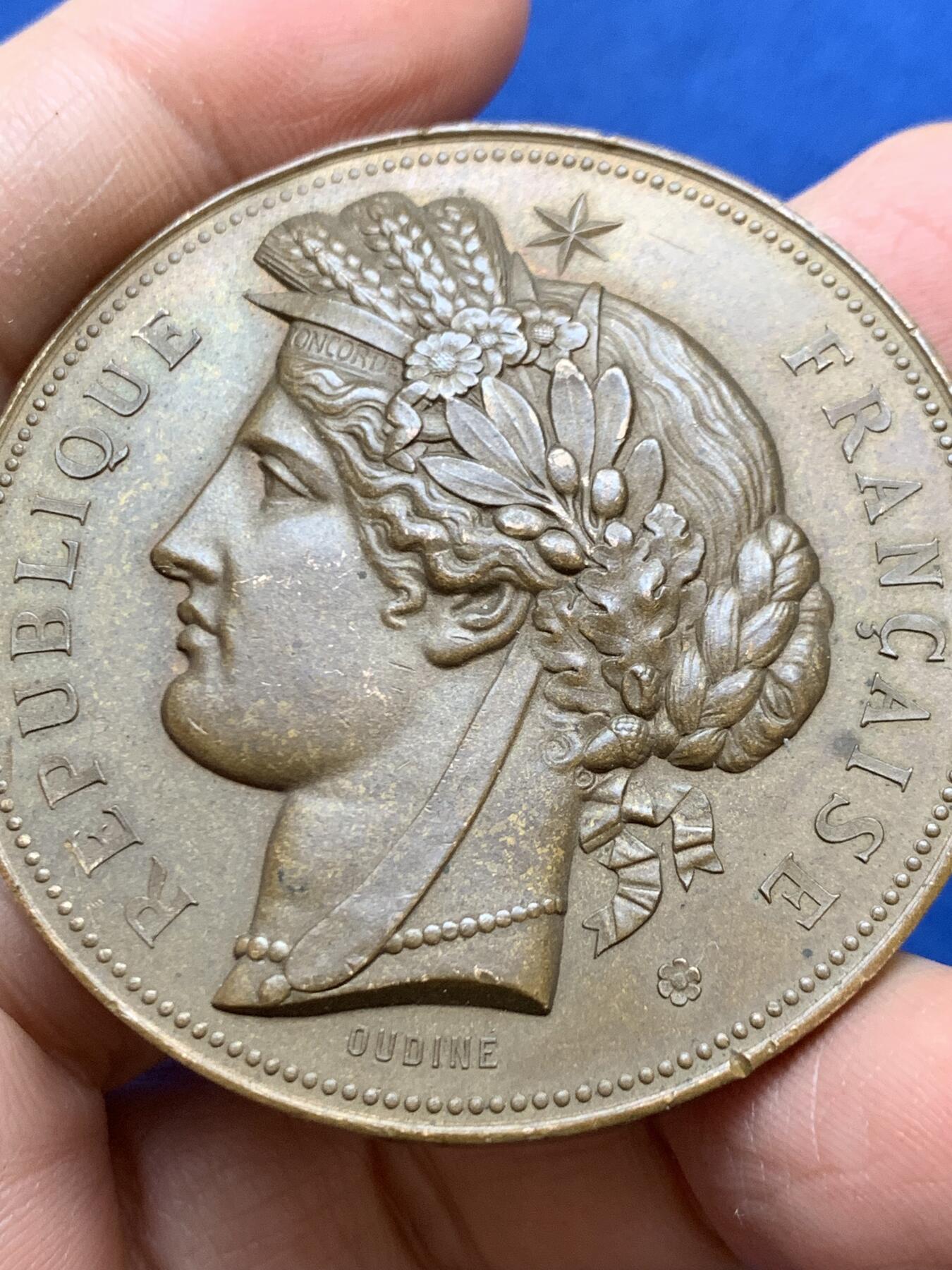 《竞宝斋》第457场 周日，周一，周二   3场连拍 （全场包邮）欢迎送拍 谷物女神铜章 是法国战争部颁发的体操纪念章 57.7克 50.5mm 丰饶角铜标