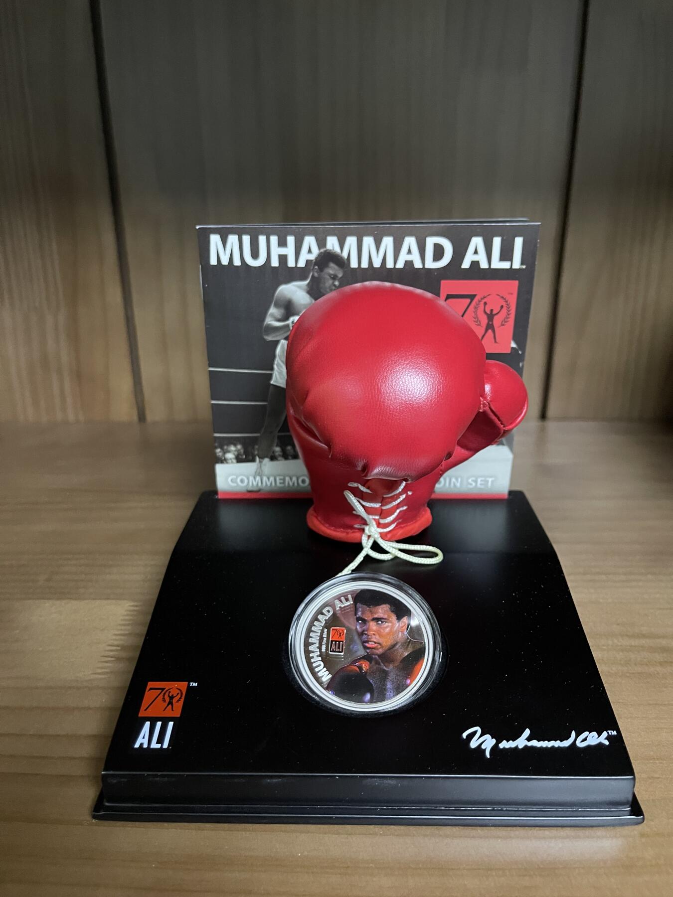 CSIS-GREAT评级精品钱币拍卖第三百三十四期 斐济拳王阿里70周年纪念银币 带原盒证书与拳套附件