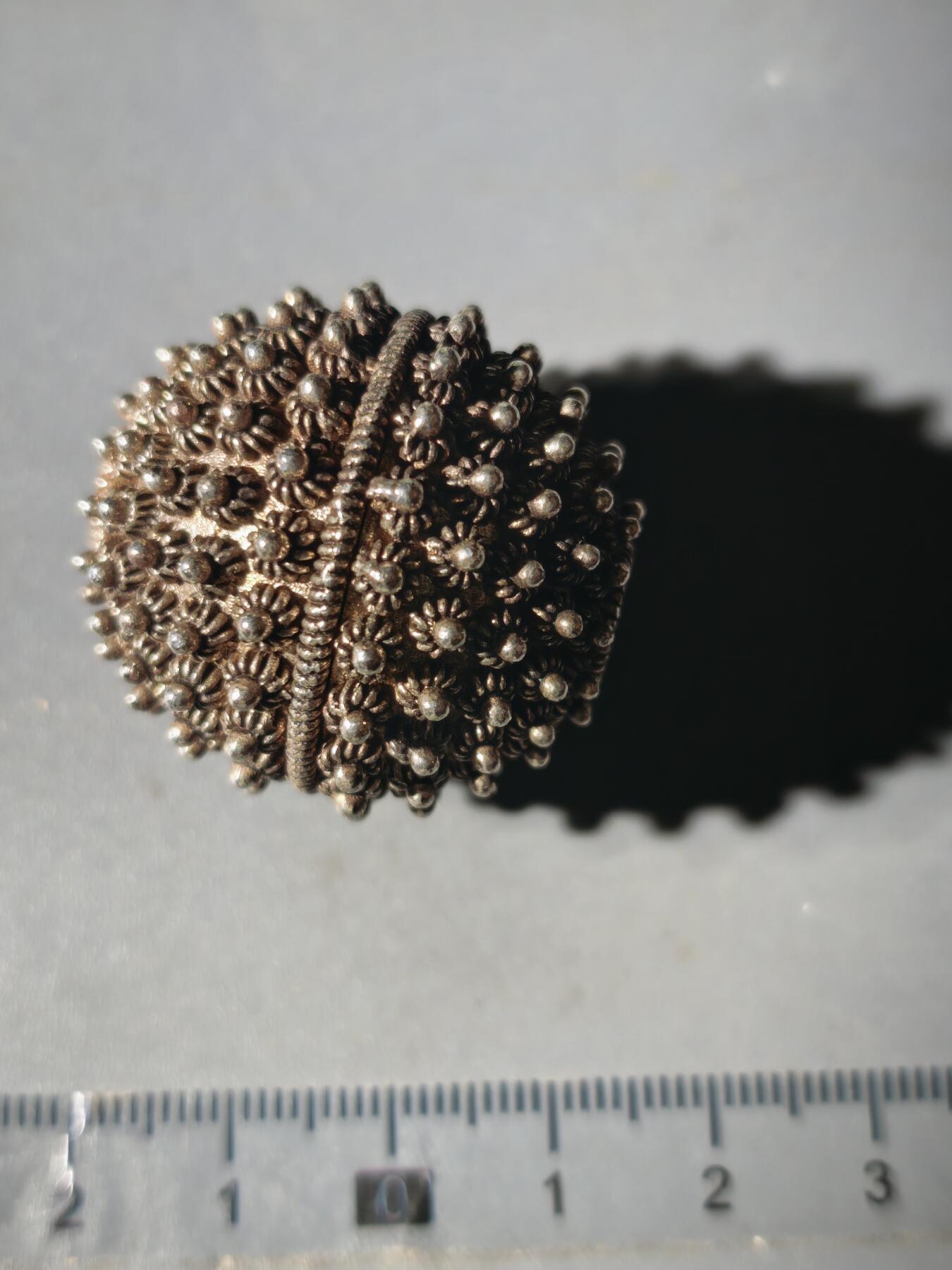 106期回流戒指饰品杂件纪念章丝路钱币专场 少数民族地区饰品