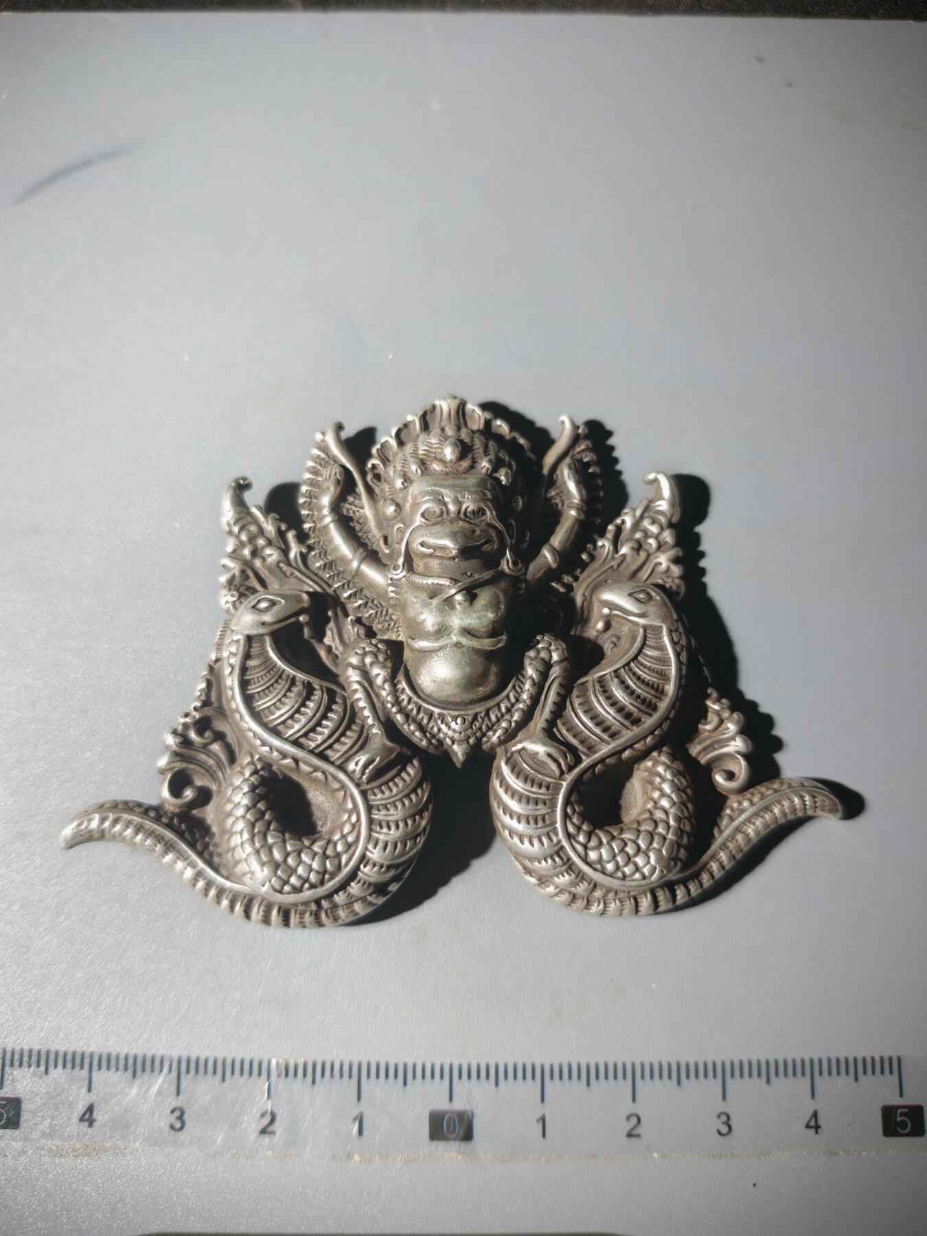 106期回流戒指饰品杂件纪念章丝路钱币专场 少数民族地区饰品