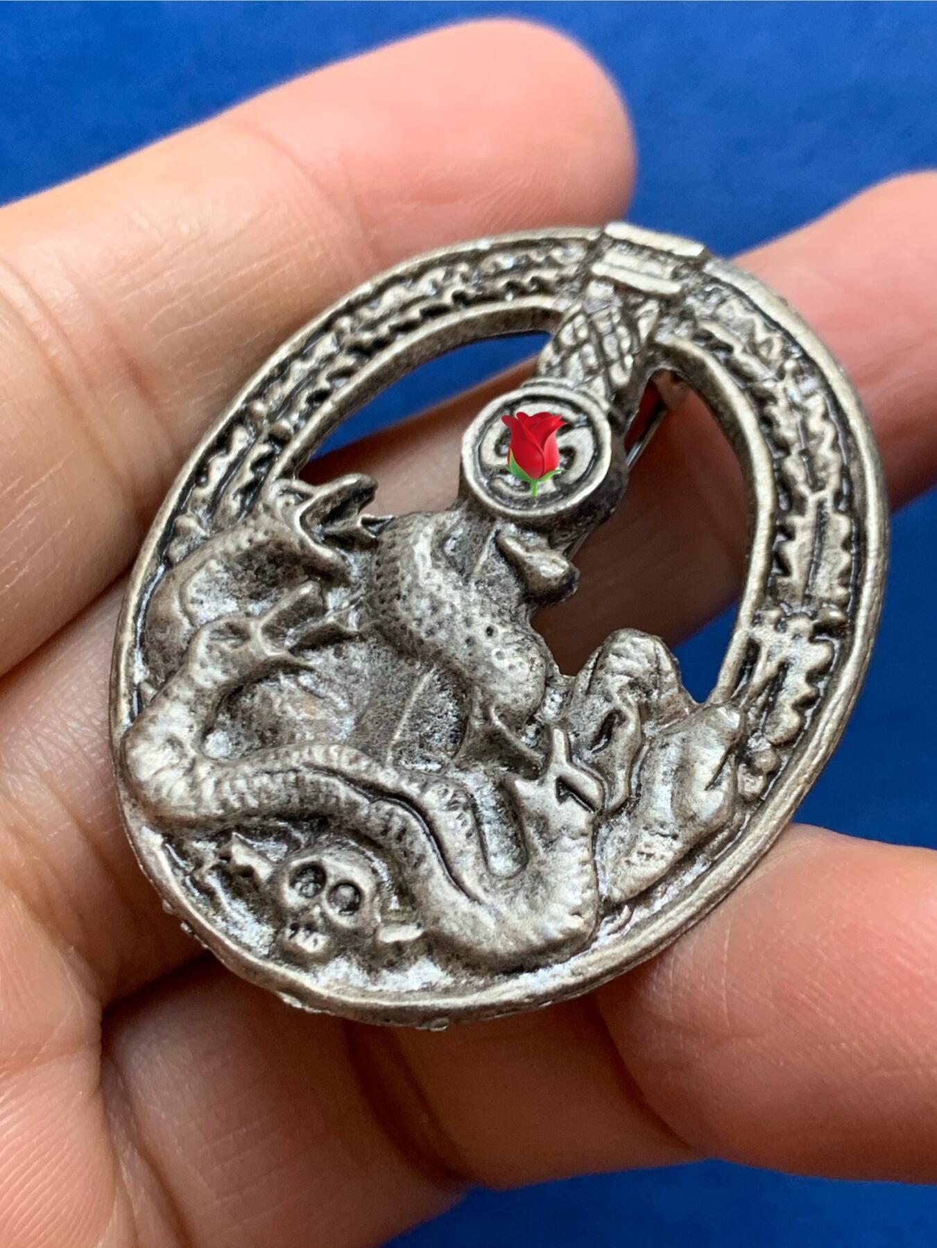 《竞宝斋》第457场 周日，周一，周二   3场连拍 （全场包邮）欢迎送拍 德国反游击斗争军事徽章，尺寸：37.3*45mm，重量：12.7克，少见品种。