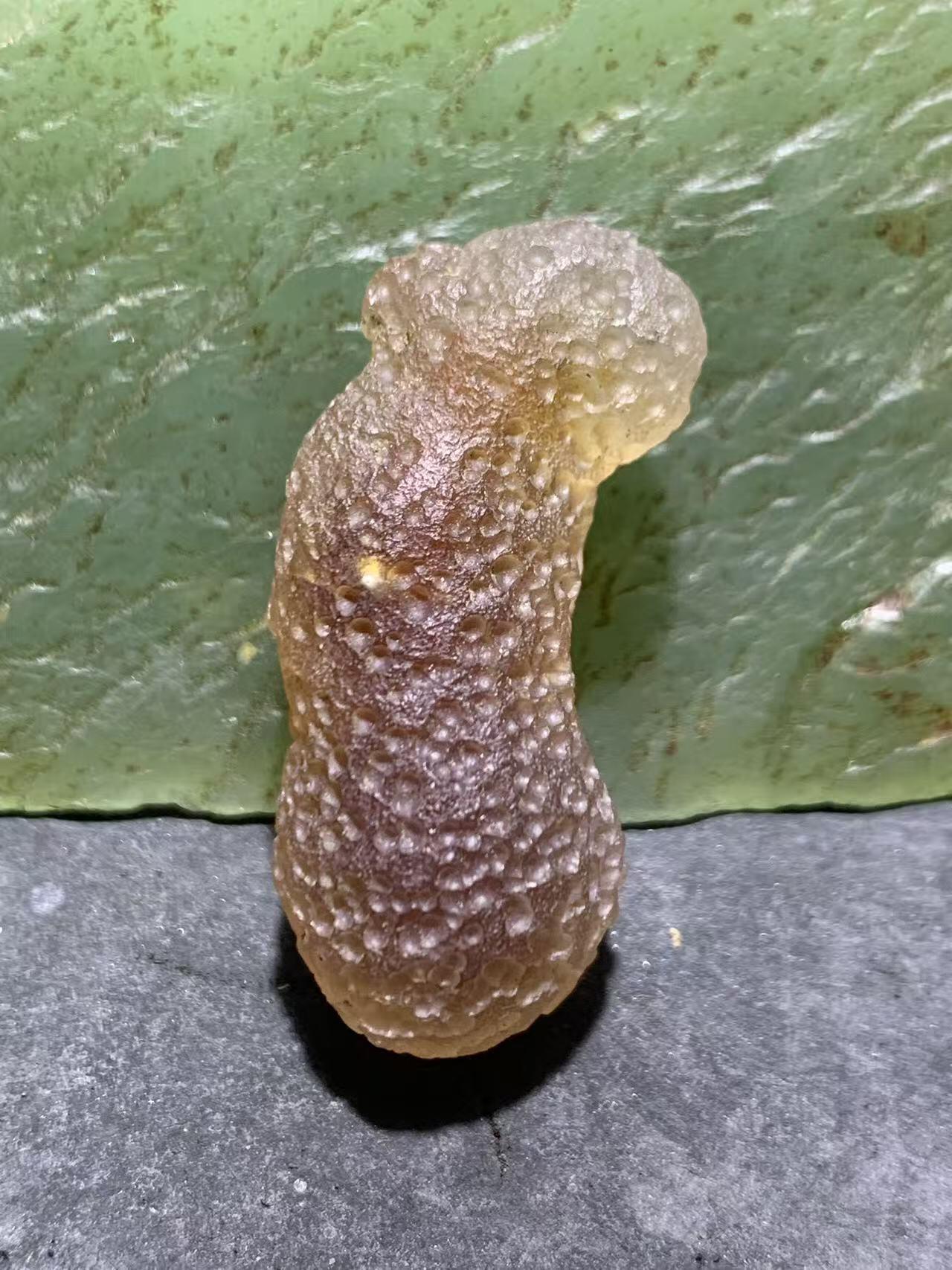 放福利！精美天然麻皮葫芦形糖心阿拉善玛瑙原石一颗，