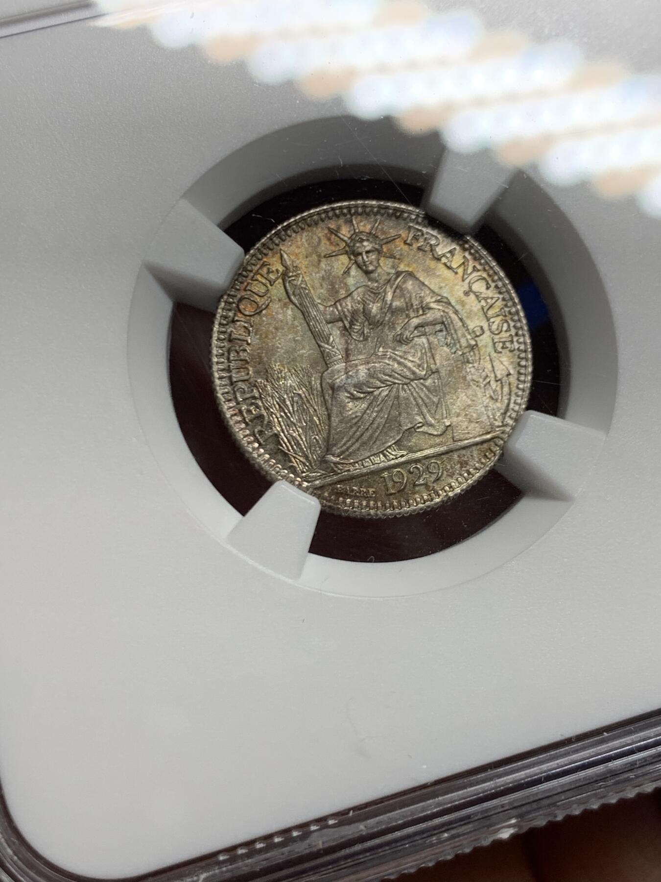 《竞宝斋》第457场 周日，周一，周二   3场连拍 （全场包邮）欢迎送拍 NGC MS64 法属印支1929年A版坐洋10分银币