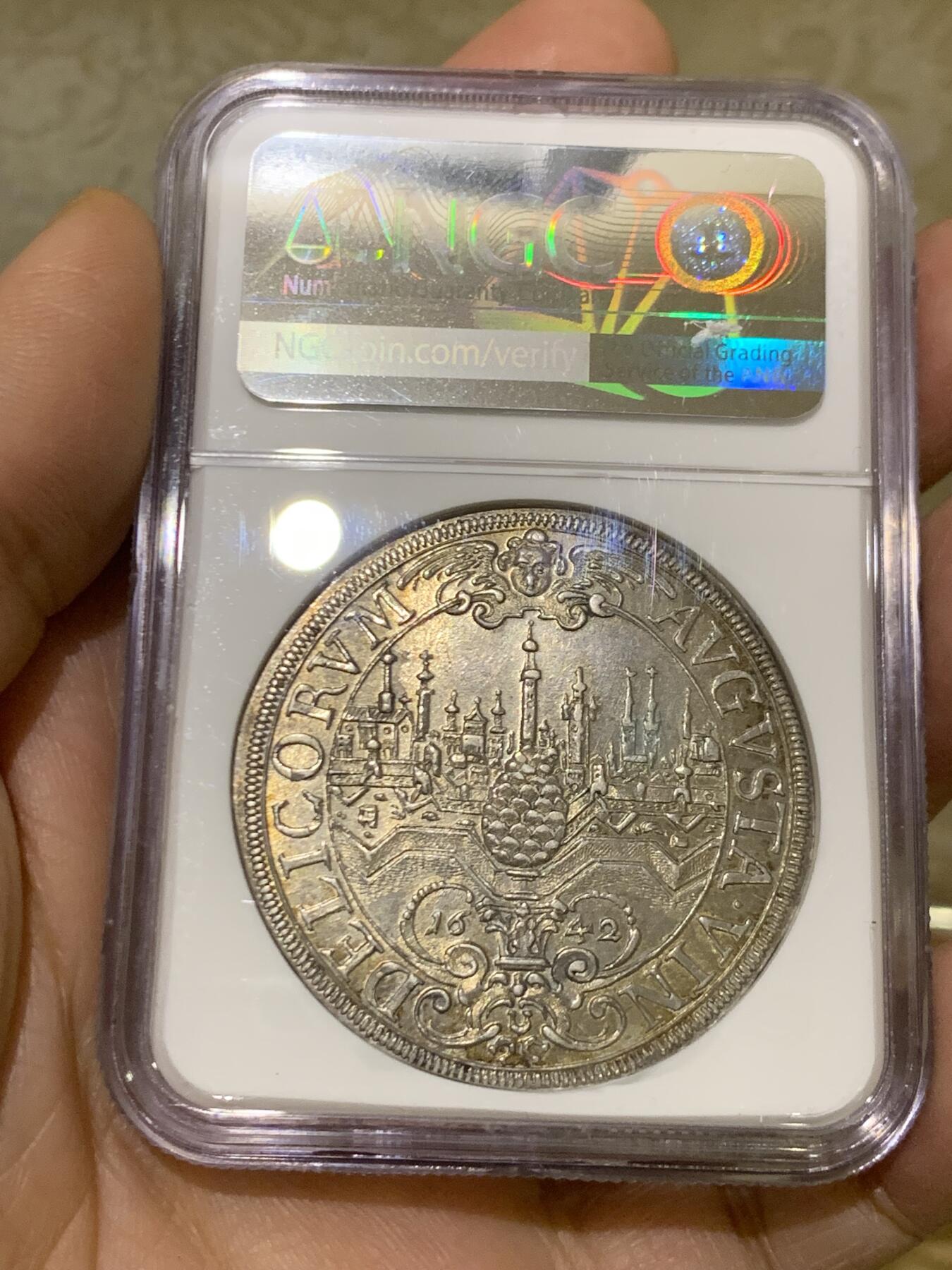 《竞宝斋》第457场 周日，周一，周二   3场连拍 （全场包邮）欢迎送拍 NGC MS61 德国1642年奥格斯堡城市景观泰勒银币 持续上涨的品种