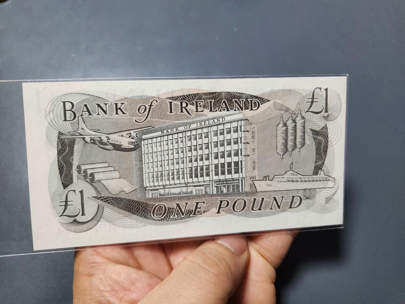 1月13号晚上8点 外国纸币自动截拍第8场 北爱尔兰纸币 1980年 1镑 全新UNC