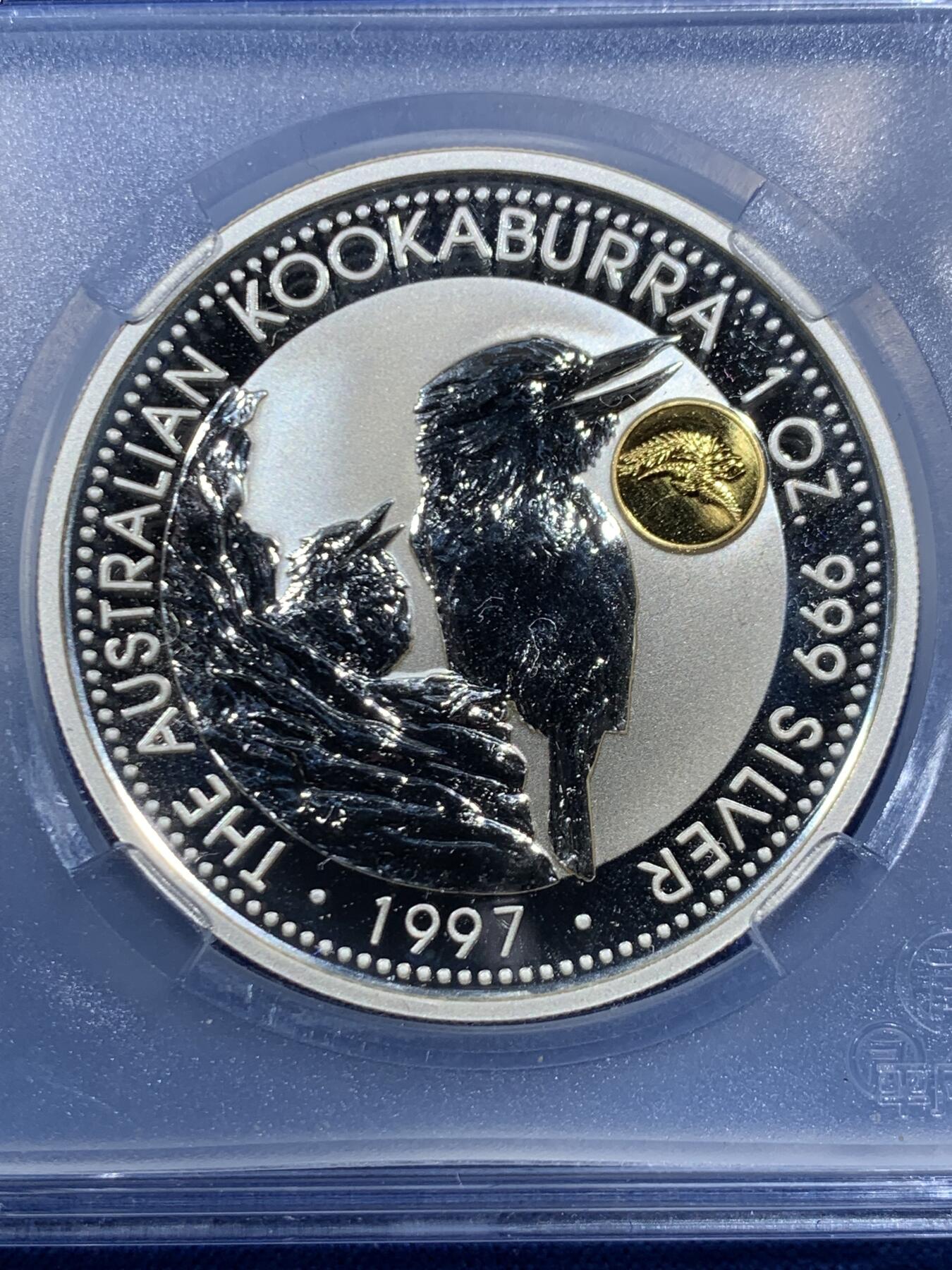 《竞宝斋》第457场 周日，周一，周二   3场连拍 （全场包邮）欢迎送拍 1997年澳大利亚1澳元普制银币“翠鸟-镶嵌金凤凰” 999银带0.5克纯金 1盎司 发行量2万枚
