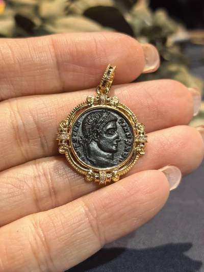古罗马皇帝君士坦丁大帝古币吊坠 - 古罗马皇帝君士坦丁大帝古币吊坠