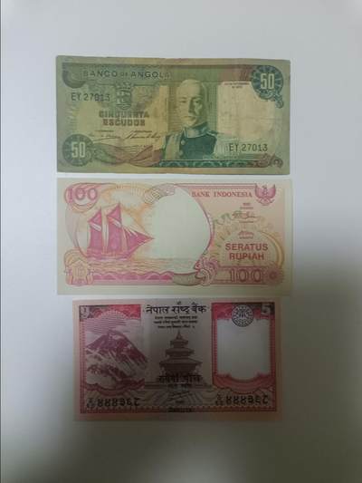 【20260115】非全新纸币和硬币第325场 - 外国3张纸币，有裂缝