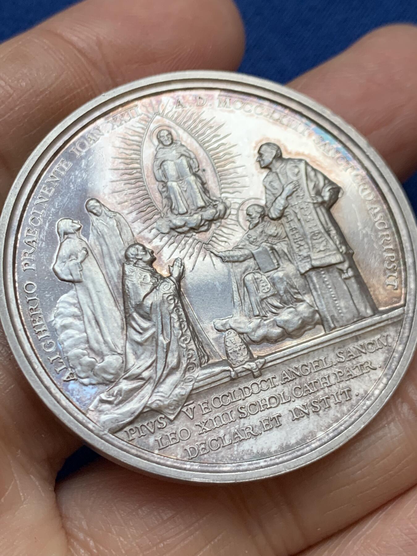 《竞宝斋》第457场 周日，周一，周二   3场连拍 （全场包邮）欢迎送拍 梵蒂冈教皇庇护十一世大银章，直径：43.8mm，重：33.75g