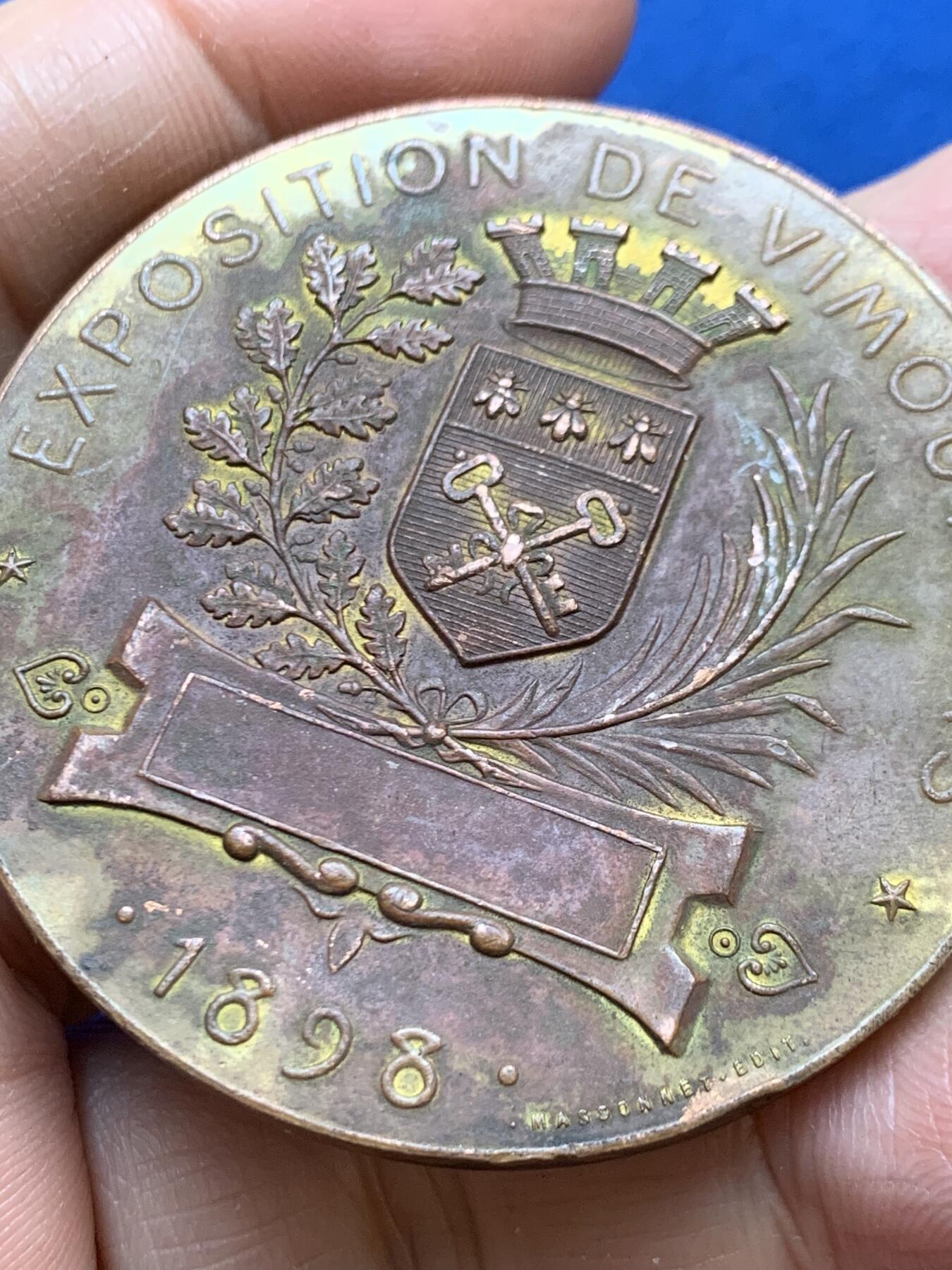 《竞宝斋》第457场 周日，周一，周二   3场连拍 （全场包邮）欢迎送拍 法国1898年维穆捷博览会纪念铜章 B.L.HERGULE作品 56.3克 50.3mm 铜标边铭