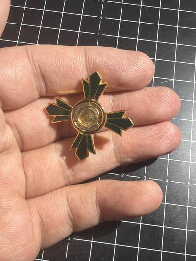 古冰库章牌勋赏收藏0起拍卖 日本交通绿十字