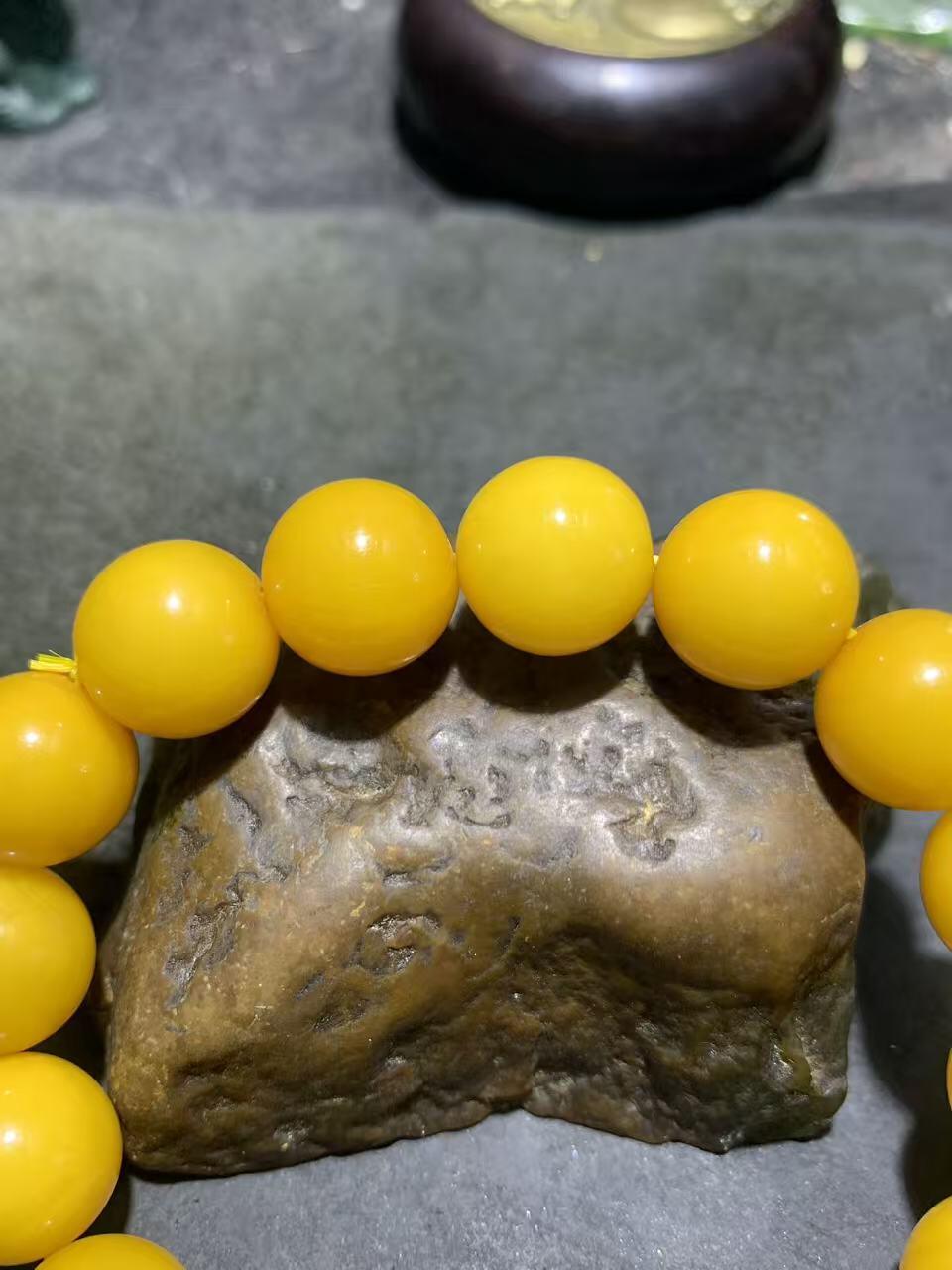 罕见毕业级天然鸡油黄蜜蜡单圈手串1条！