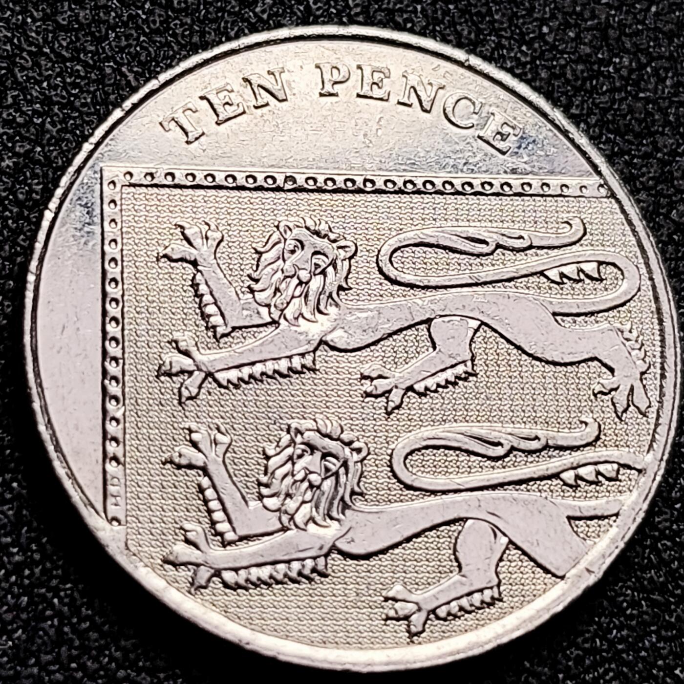 泉币菌-第168场- 精品福利场 双师版 英国10便士镀镍钢硬币-2010年 女王钱币 24.5毫米6.5g