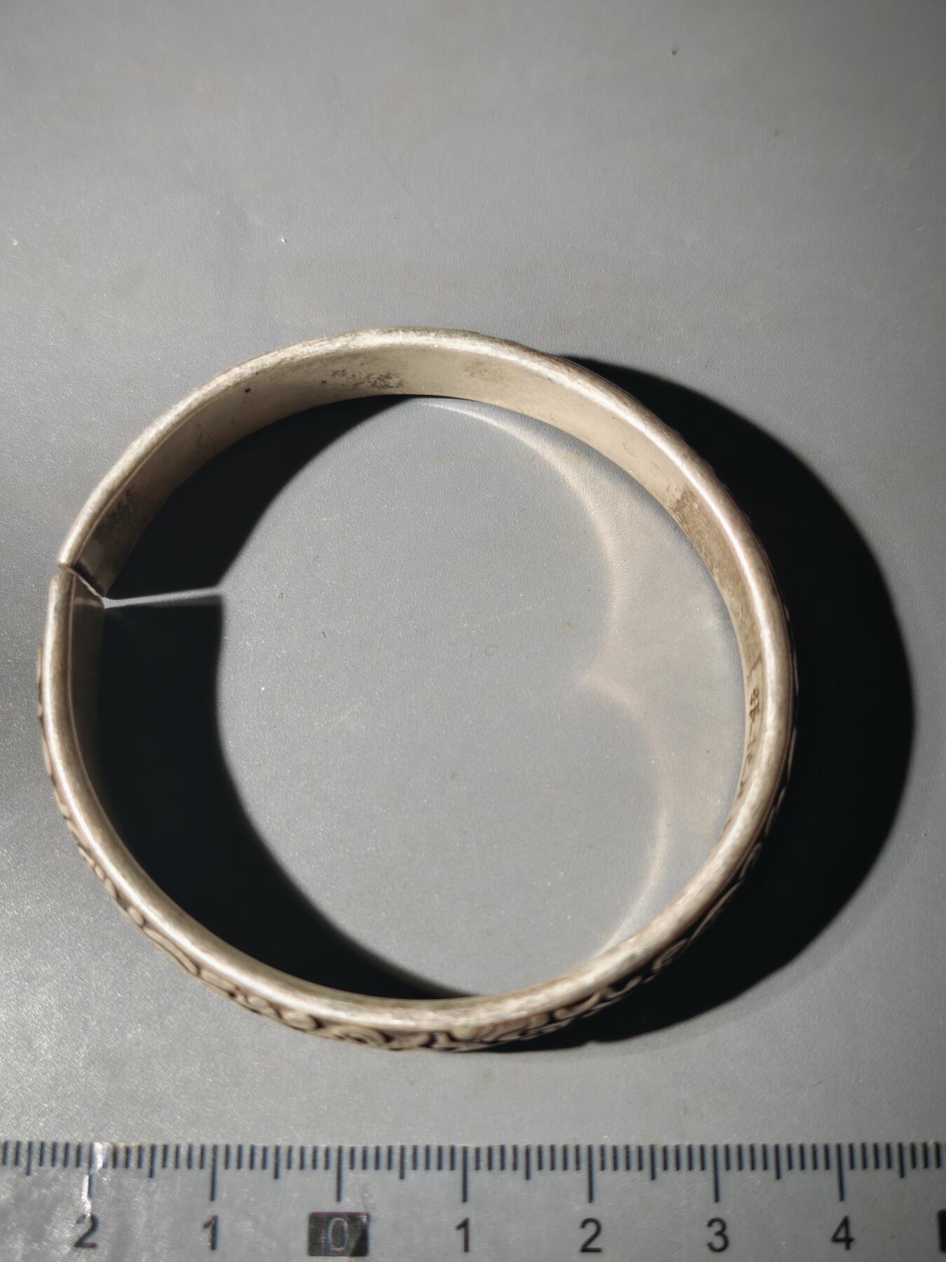 106期回流戒指饰品杂件纪念章丝路钱币专场 少数民族地区饰品