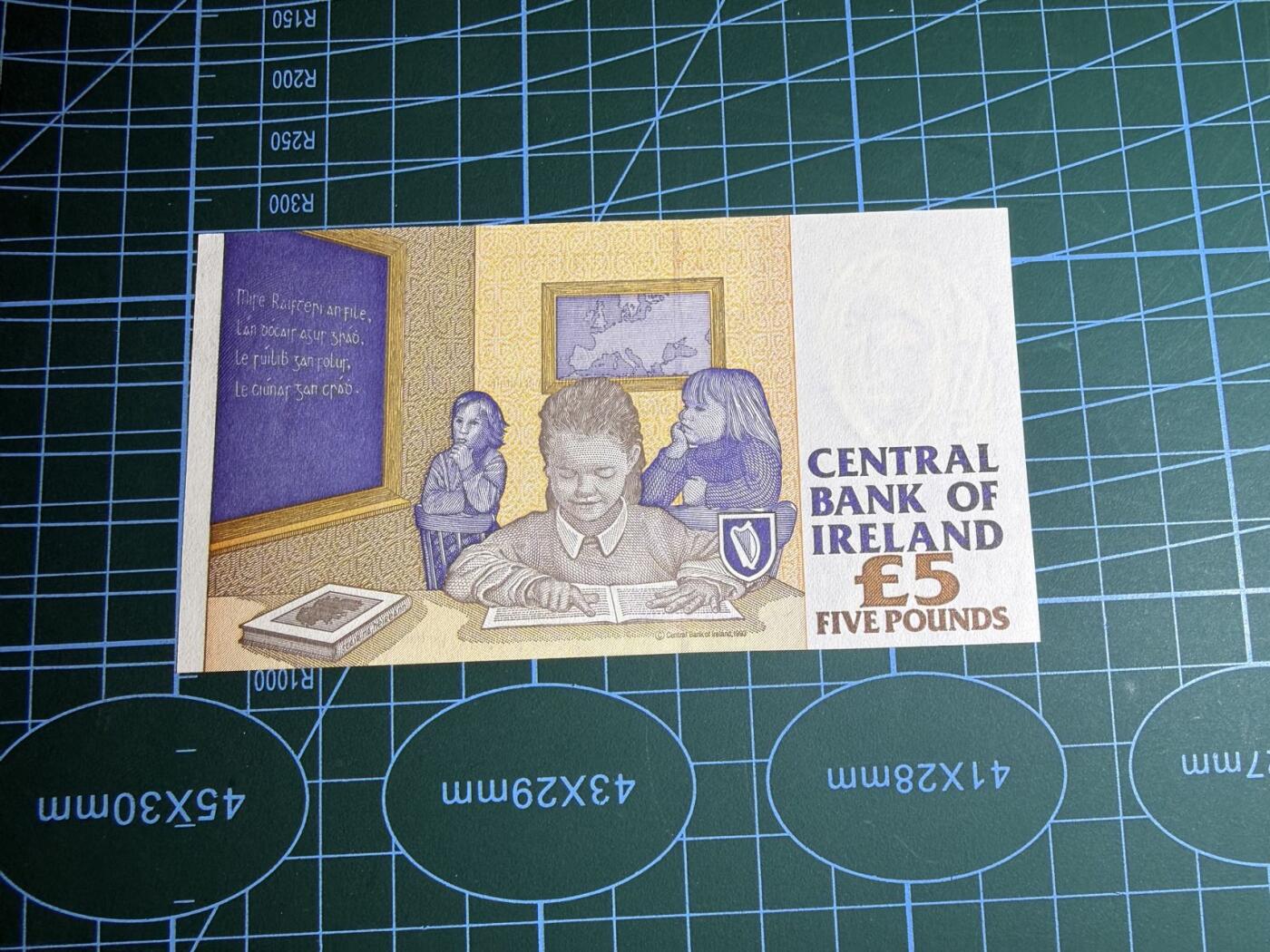 【炜奕收藏】，第五十六期，大不列颠专场 1996年爱尔兰5镑，UNC品相