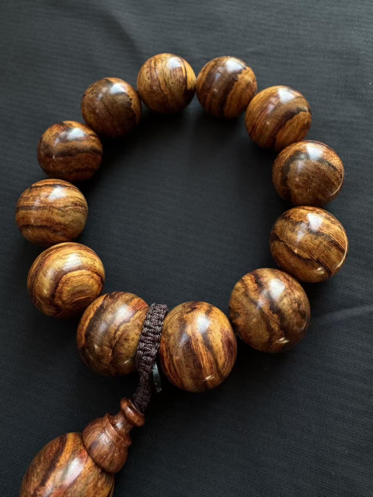 零元拍：海南黄花梨 2.0虎皮纹 手串