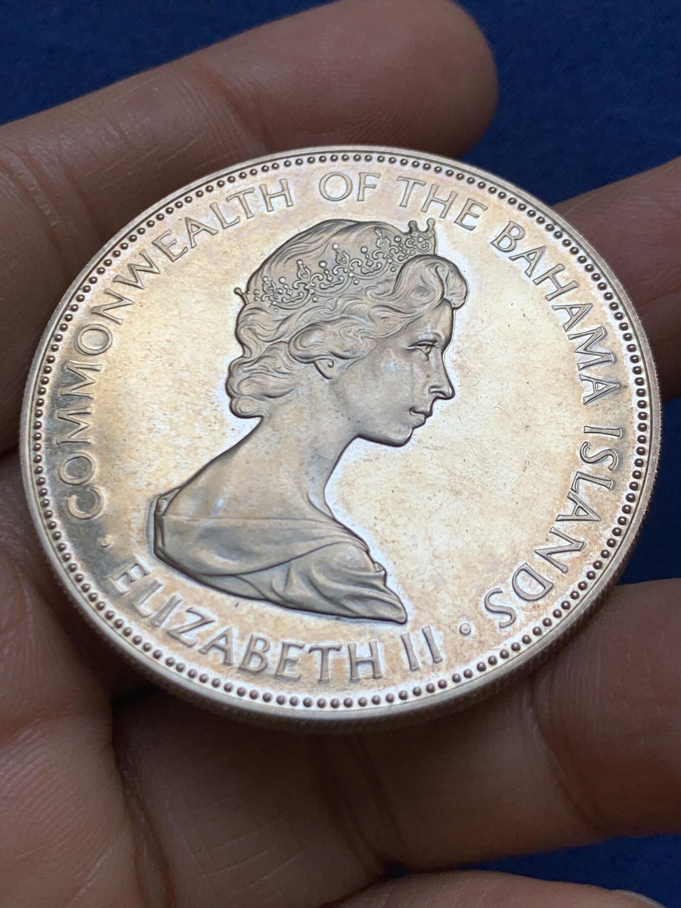 《竞宝斋》第457场 周日，周一，周二   3场连拍 （全场包邮）欢迎送拍 巴哈马1973年伊丽莎白二世5元大银币 925银 42.12克