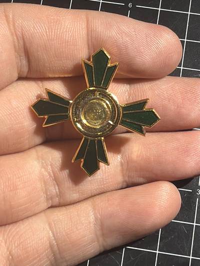 古冰库章牌勋赏收藏0起拍卖 日本交通绿十字