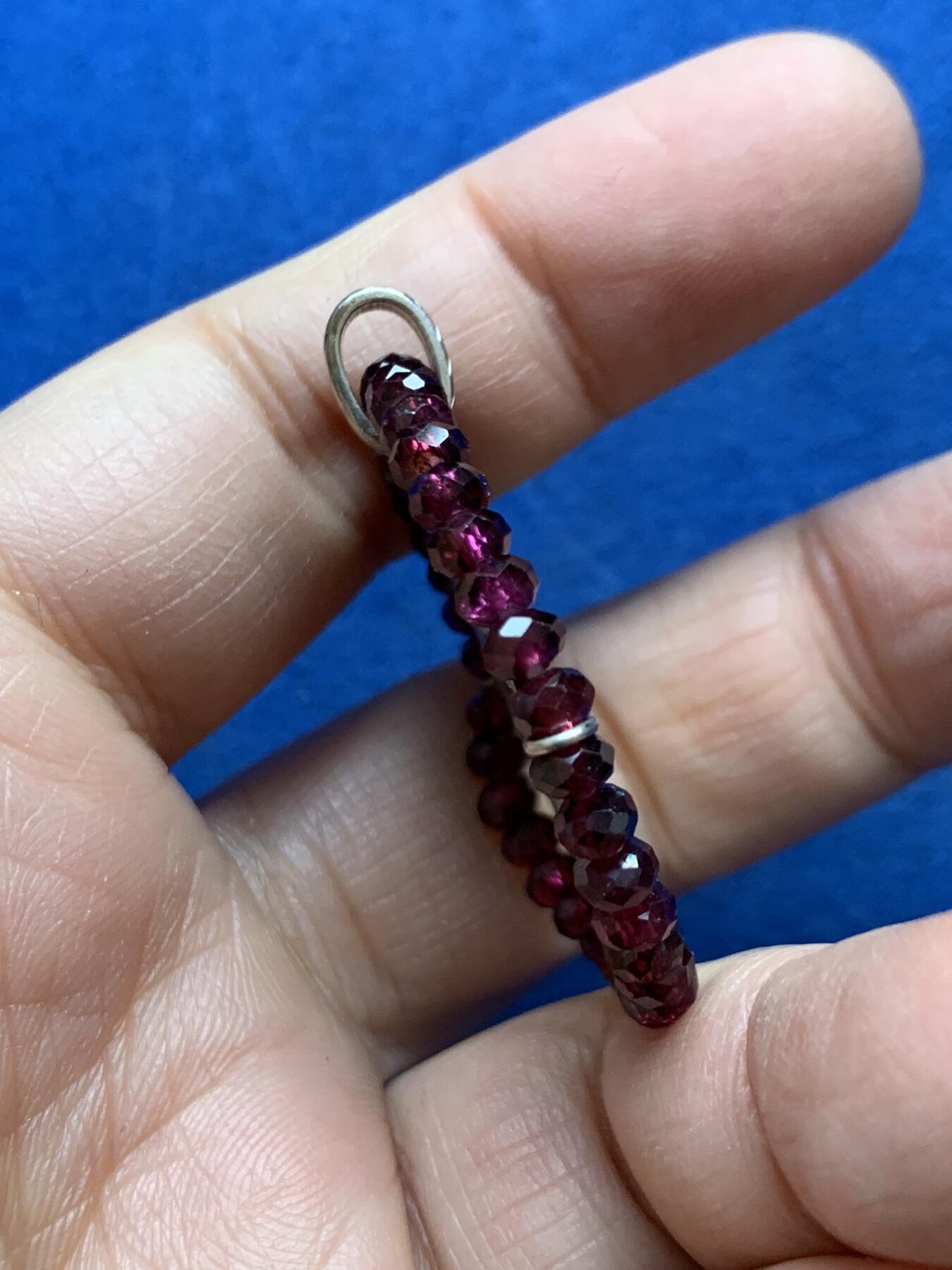 《竞宝斋》第457场 周日，周一，周二   3场连拍 （全场包邮）欢迎送拍 英属印度1862年维多利亚女王1卢比银币吊坠 总重16.1克 38.5mm