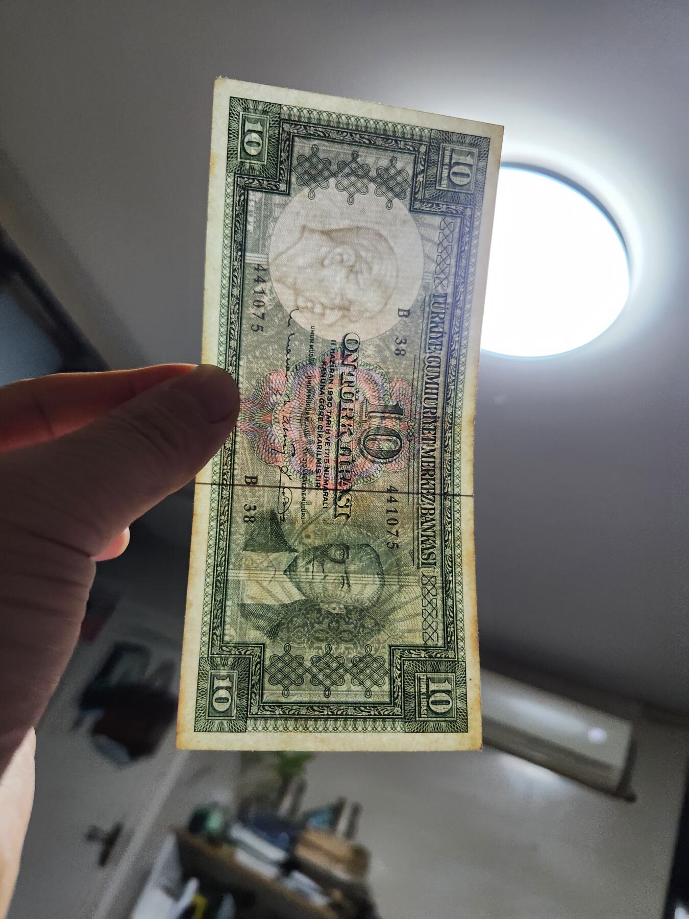 1月13号晚上8点 外国纸币自动截拍第8场