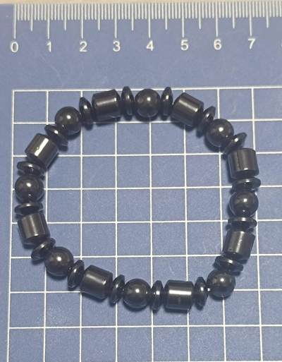 万国钱币第三场 - 【杂项】全新磁石男士手链（珠子直径7.5毫米）