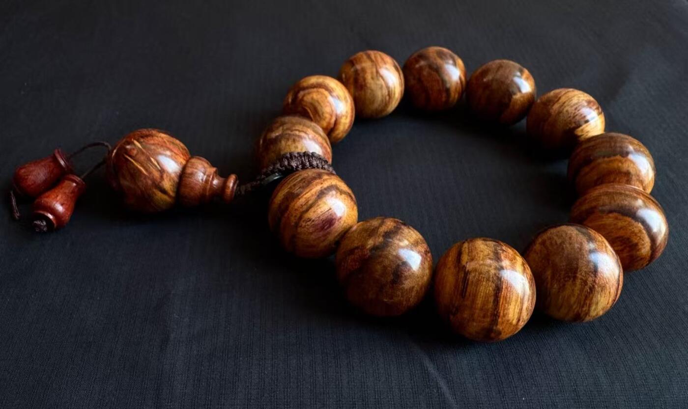 零元拍：海南黄花梨 2.0虎皮纹 手串