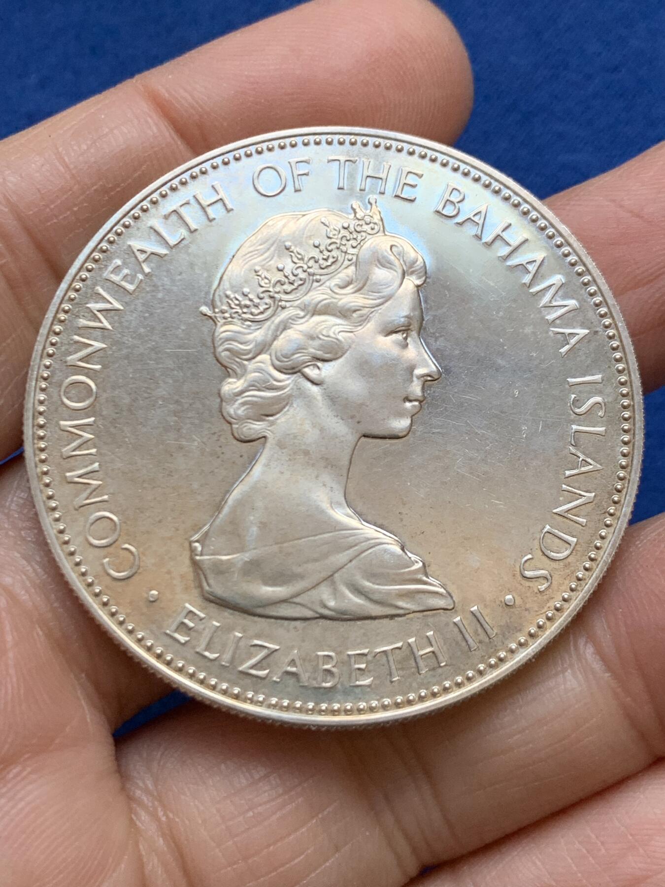 《竞宝斋》第457场 周日，周一，周二   3场连拍 （全场包邮）欢迎送拍 巴哈马1973年伊丽莎白二世5元大银币 925银 42.12克