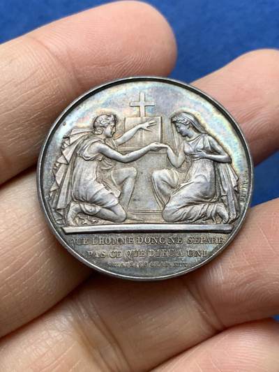 《竞宝斋》第457场 周日，周一，周二   3场连拍 （全场包邮）欢迎送拍 - 法国婚姻与爱情纪念银章 1848 手指银标边铭 14.6克 31.7mm