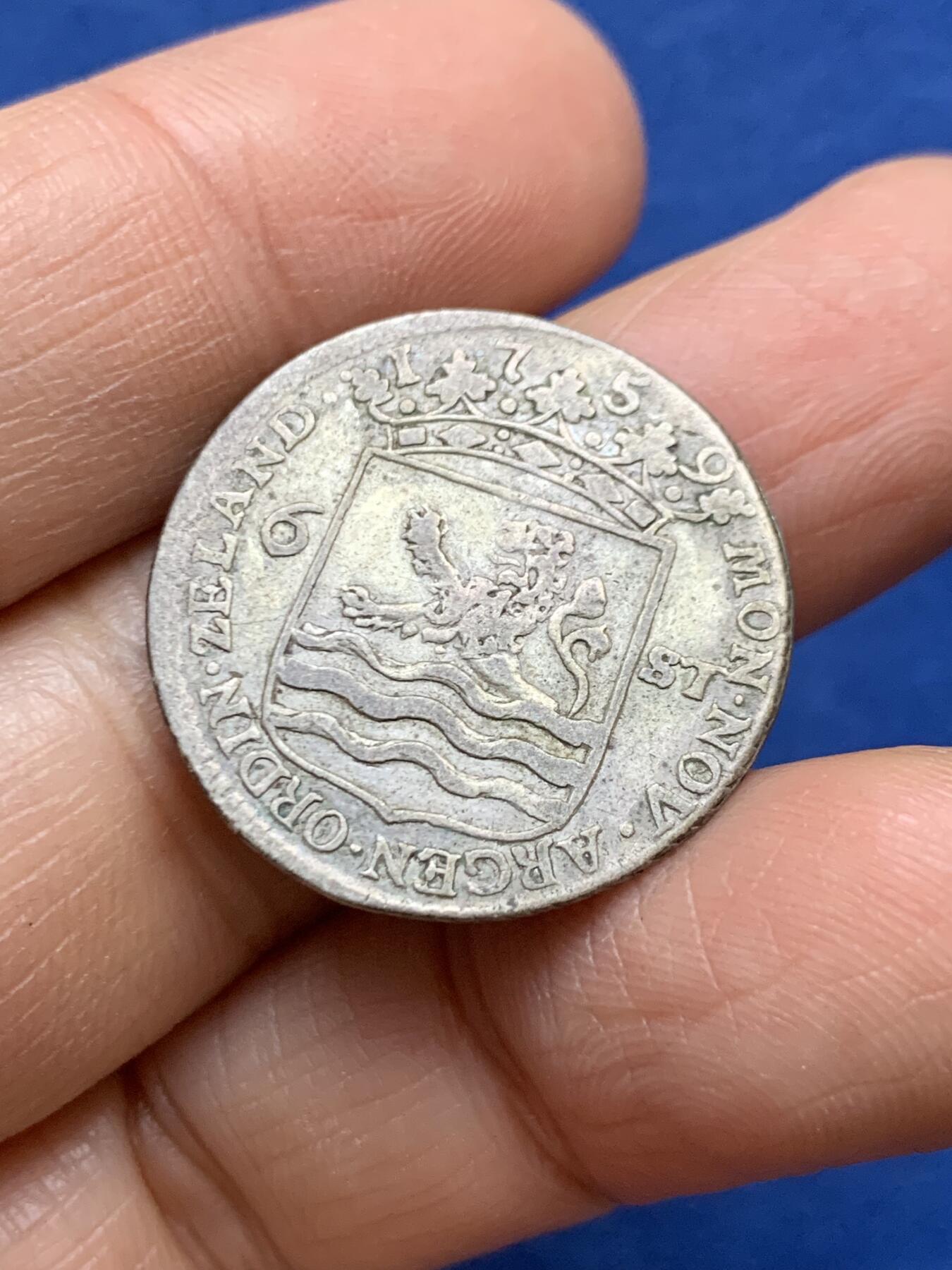 《竞宝斋》第457场 周日，周一，周二   3场连拍 （全场包邮）欢迎送拍 荷兰 泽兰省 1759年 6便士 银币 经典的帆船银币 这枚包浆自然 细节不错 船首及桅杆依旧清晰可见 热门品种