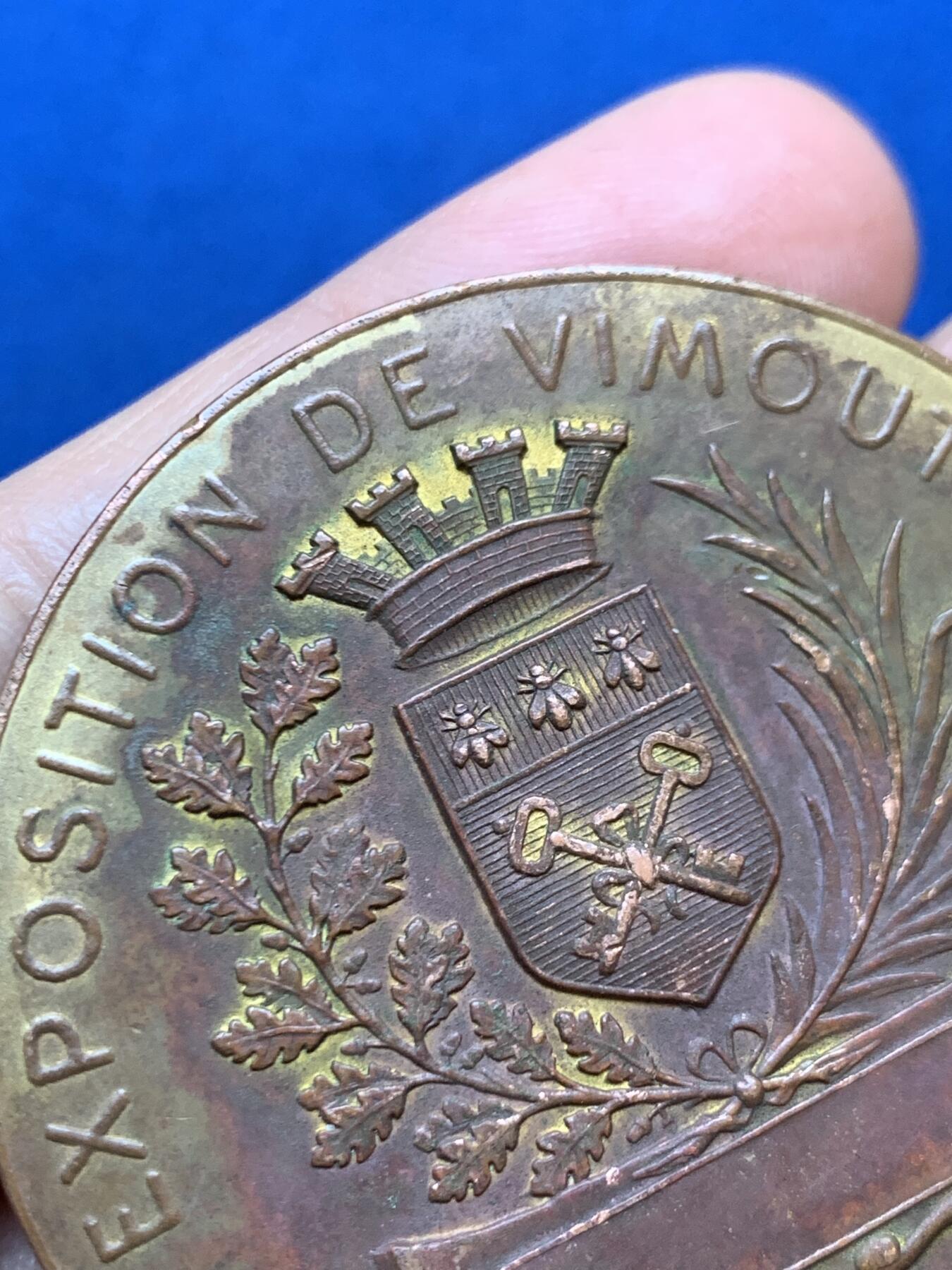 《竞宝斋》第457场 周日，周一，周二   3场连拍 （全场包邮）欢迎送拍 法国1898年维穆捷博览会纪念铜章 B.L.HERGULE作品 56.3克 50.3mm 铜标边铭