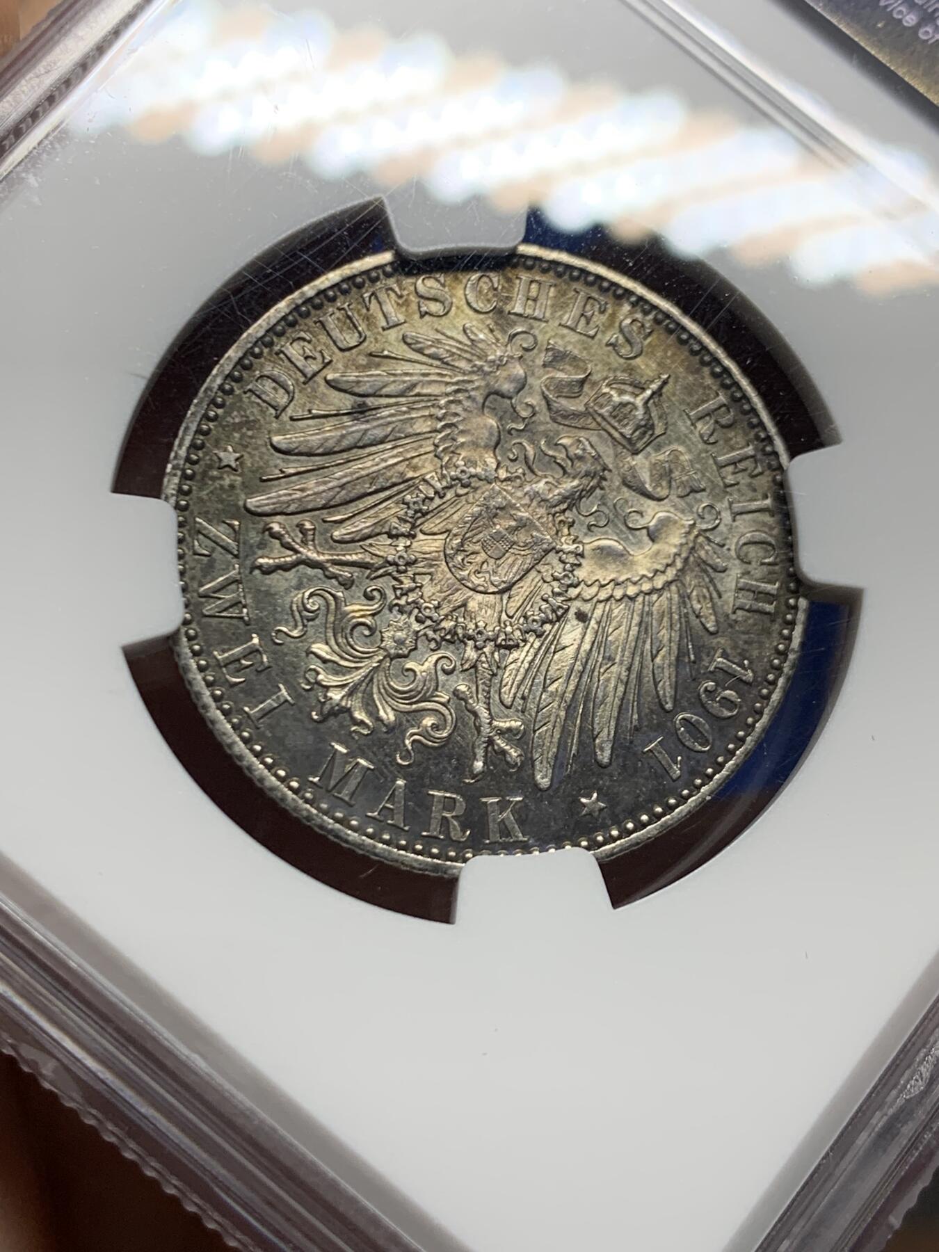 《竞宝斋》第457场 周日，周一，周二   3场连拍 （全场包邮）欢迎送拍 NGC MS62 德国1901年普鲁士建国纪念2马克银币 黑彩包浆 比同分数白币好看很多