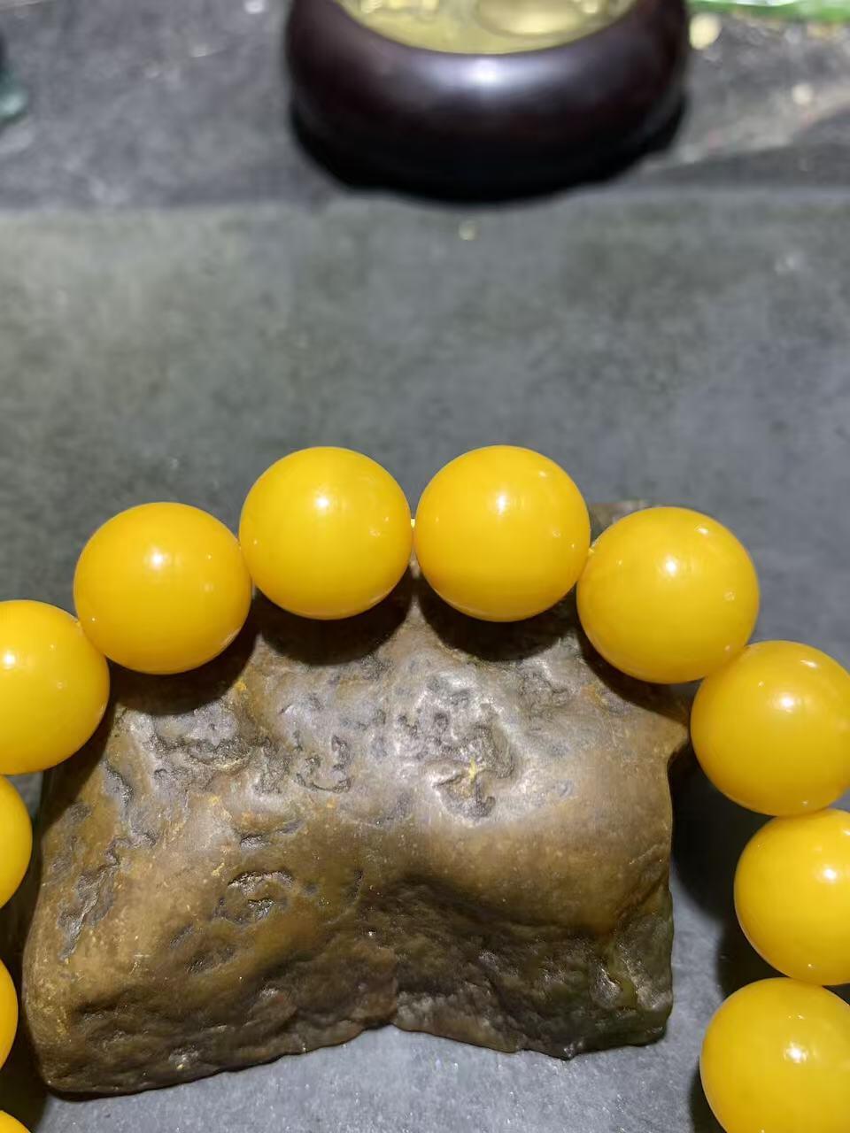 罕见毕业级天然鸡油黄蜜蜡单圈手串1条！