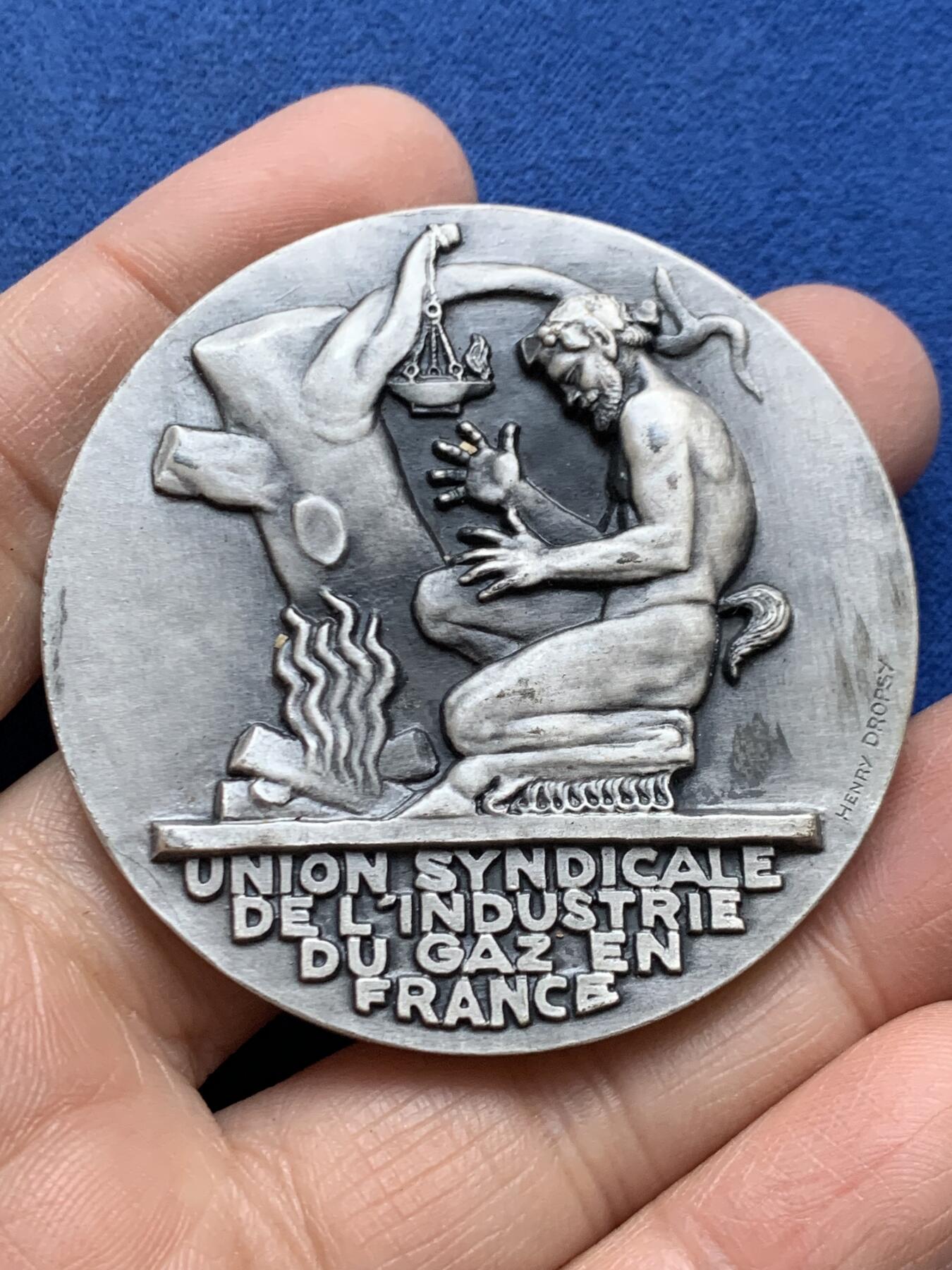 《竞宝斋》第457场 周日，周一，周二   3场连拍 （全场包邮）欢迎送拍 两枚一组 法国电力铜章 镀金（55.2mm 70.35克）镀银（54.2mm 77.7克）带盒