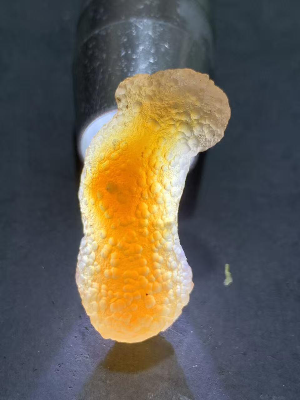 放福利！精美天然麻皮葫芦形糖心阿拉善玛瑙原石一颗，