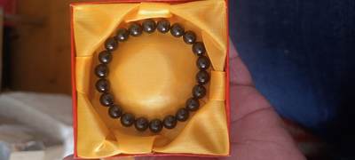 万国钱币第三场 - 全新水晶黑曜石手串（细看有的带彩虹眼）珠子直径8.5毫米，带证书带盒子