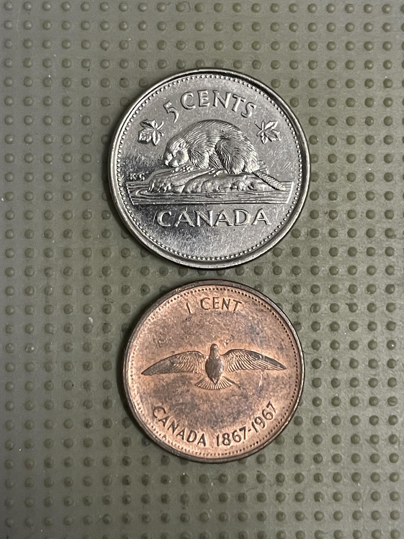 2026年第11场各国散币拍卖（总第161场）16.17两天外出，18号可以发货 加拿大纪念币2枚