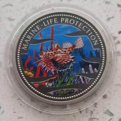 【币将精彩】世界钱币拍卖（2026-1-28） - 帕劳2002年美人鱼海洋世界鱼类彩色纪念币  面值1元，铜镍合金 直径38.61毫米，精制。