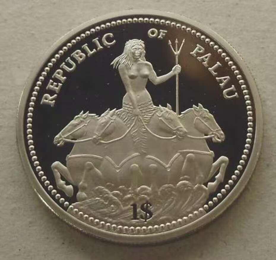 【币将精彩】世界钱币拍卖（2026-2-4） 帕劳2003年海洋世界鱼类幻彩镍币  面值1元，铜镍合金 直径38.61毫米，精制。