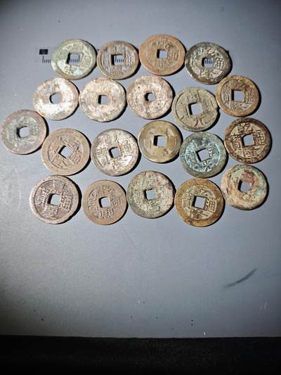 106期回流戒指饰品杂件纪念章丝路钱币专场 - A3杂钱一组