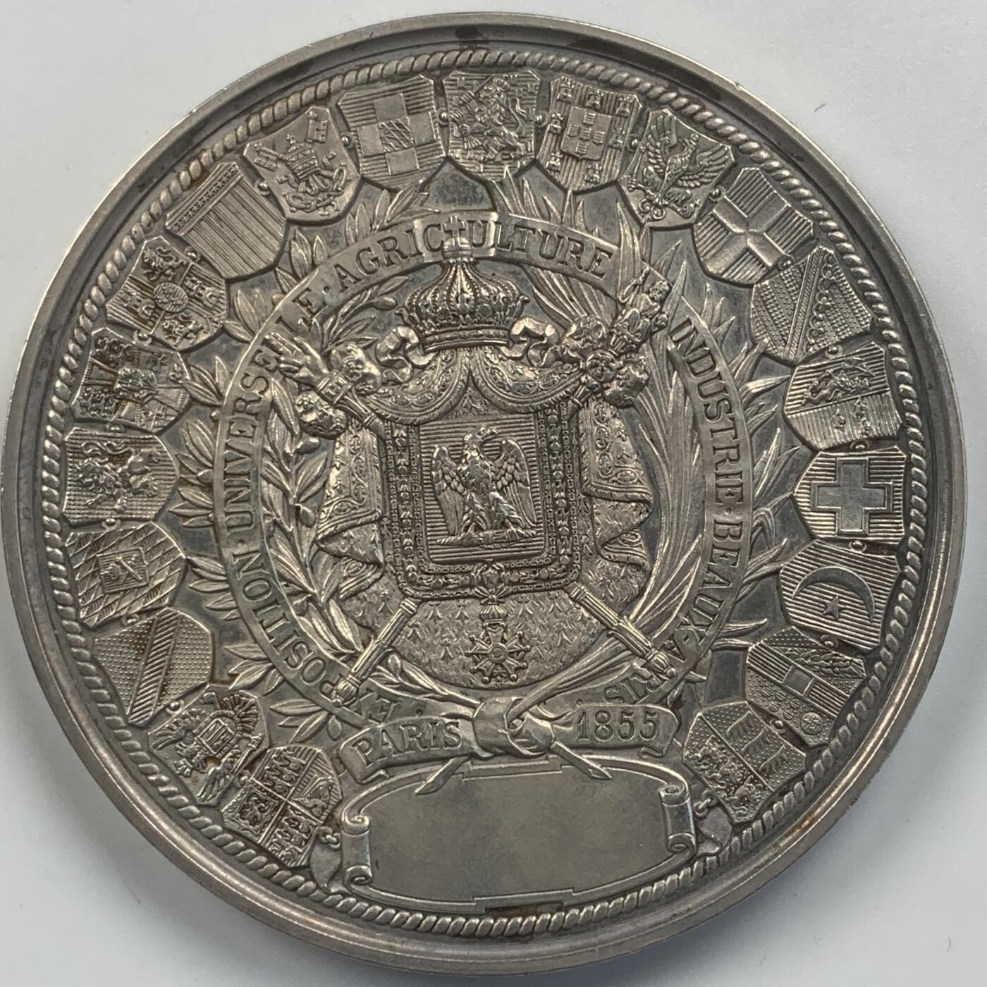 掌中浮雕-藏着的欧洲第049场 1855年法国巴黎世博会银奖章 ,60mm，125g ，品相很好，送合适的亚克力盒子,