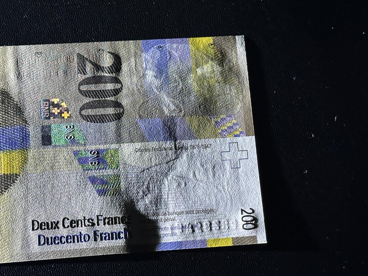 《外钞收藏家》第六百零二期（精品场）（本平台长期征集拍品、欢迎藏友们联系合作）