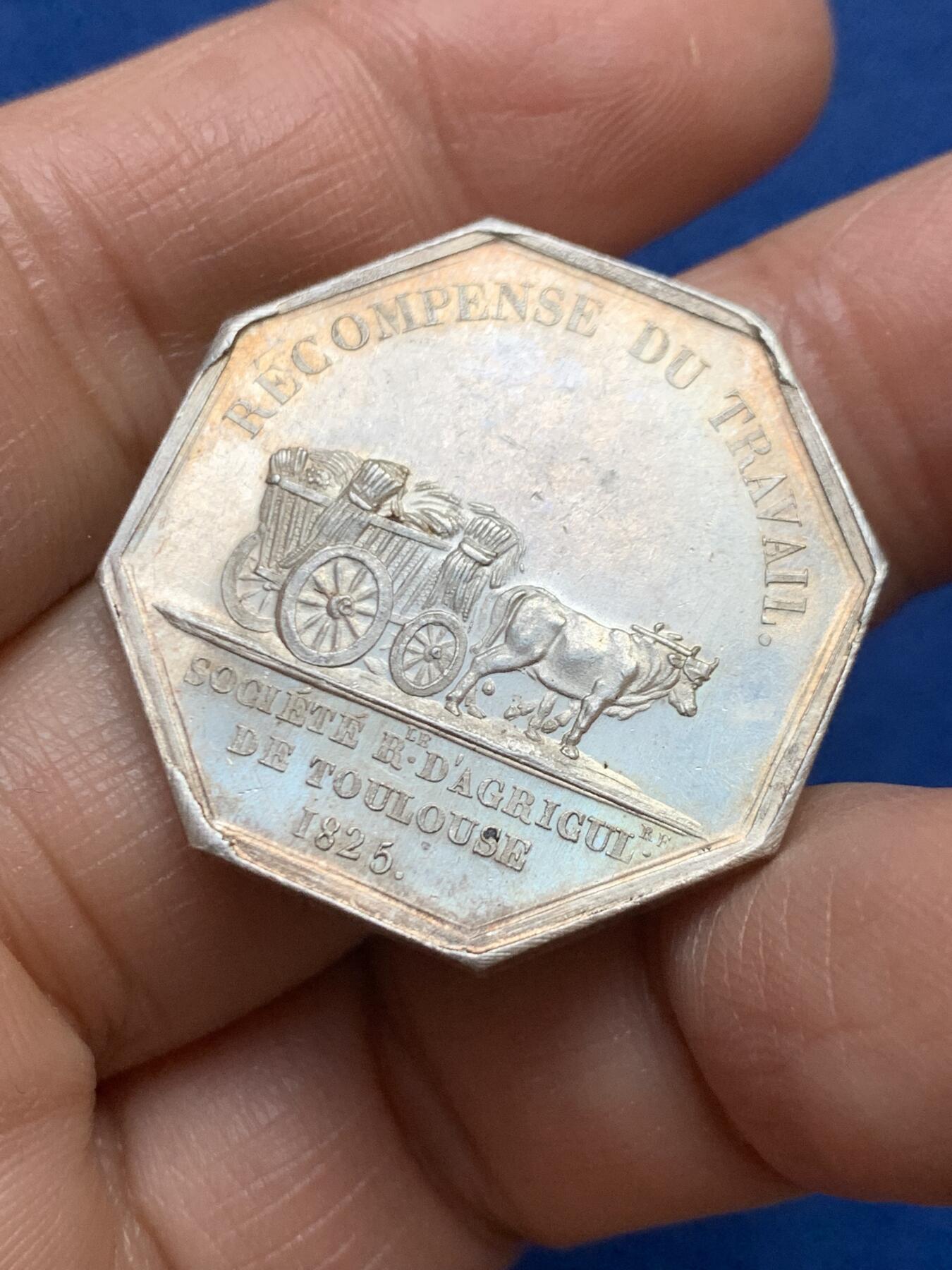 《竞宝斋》第458场 周日，周一，周二   3场连拍 （全场包邮）欢迎送拍 法国八角银章，图卢兹农业协会，农业科学家奥利维·塞雷斯，13.6g，30mm，蜜蜂边铭