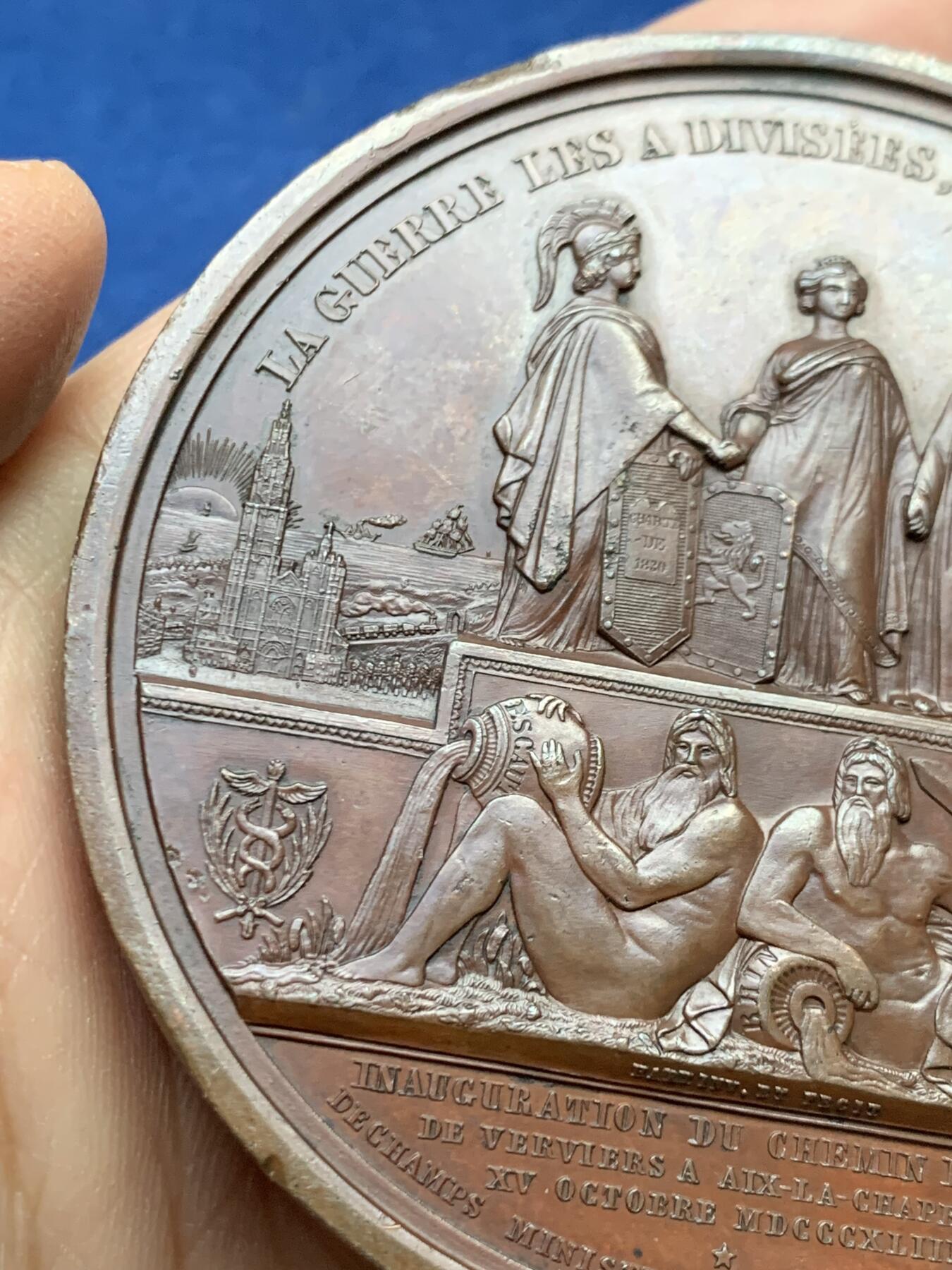 《竞宝斋》第458场 周日，周一，周二   3场连拍 （全场包邮）欢迎送拍 比利时1843年利奥波德一世头像亚琛至韦尔维耶铁路开通纪念铜章，超高浮雕，229.9g，72.3mm