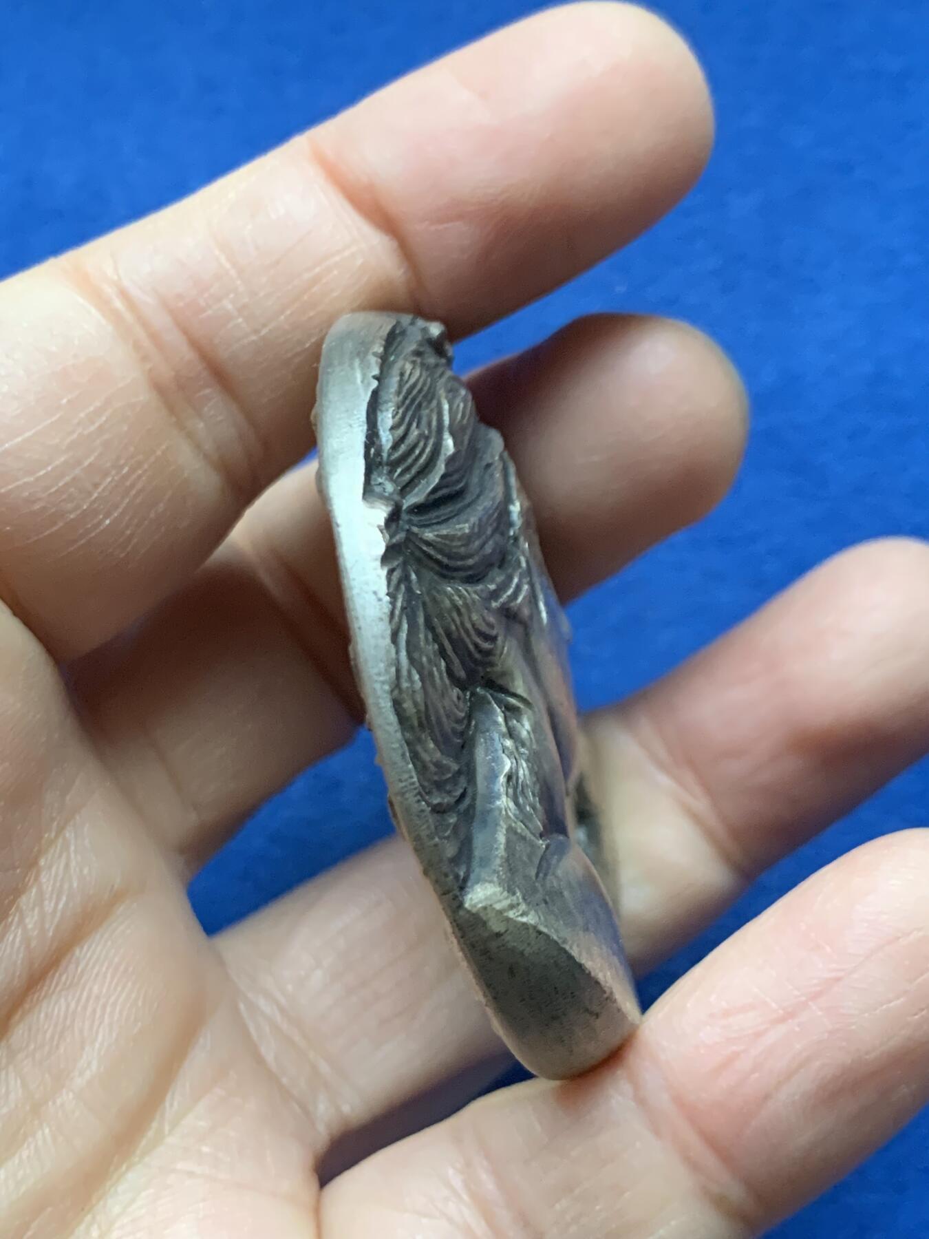 《竞宝斋》第458场 周日，周一，周二   3场连拍 （全场包邮）欢迎送拍 罗马成为意大利首都40周年纪念银章 超高浮雕 105克 49.5mm