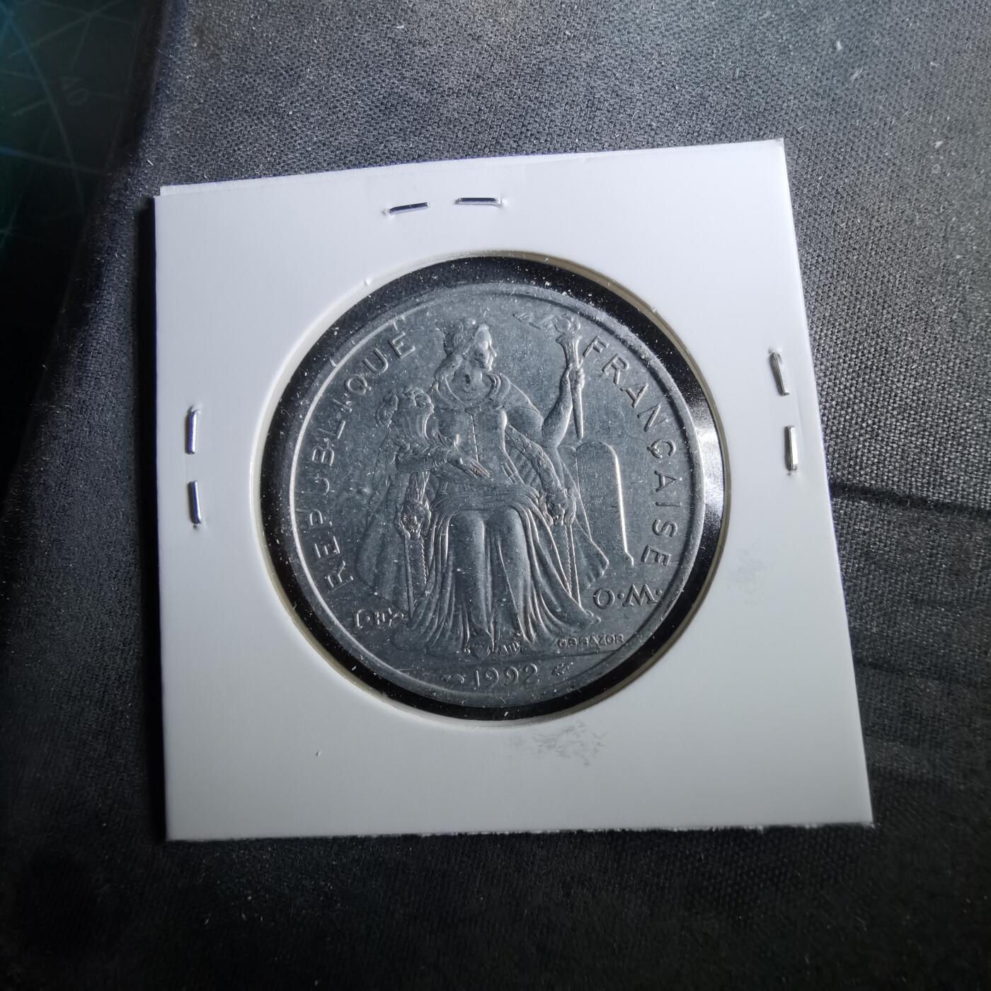 沼泽如烟--第960场 法属新喀里多尼亚1992年5法郎