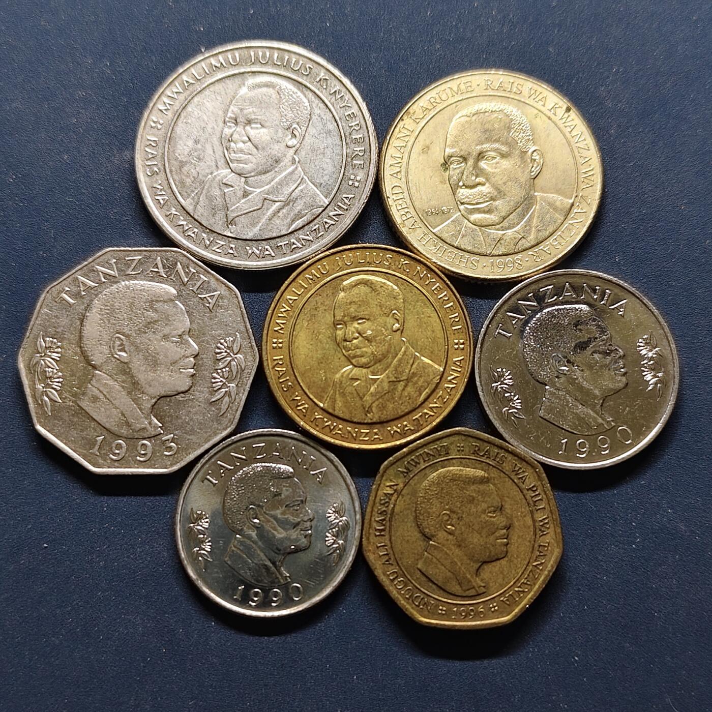 【全场包邮】纯粹捡漏拍494场 坦桑尼亚各年份7枚套币